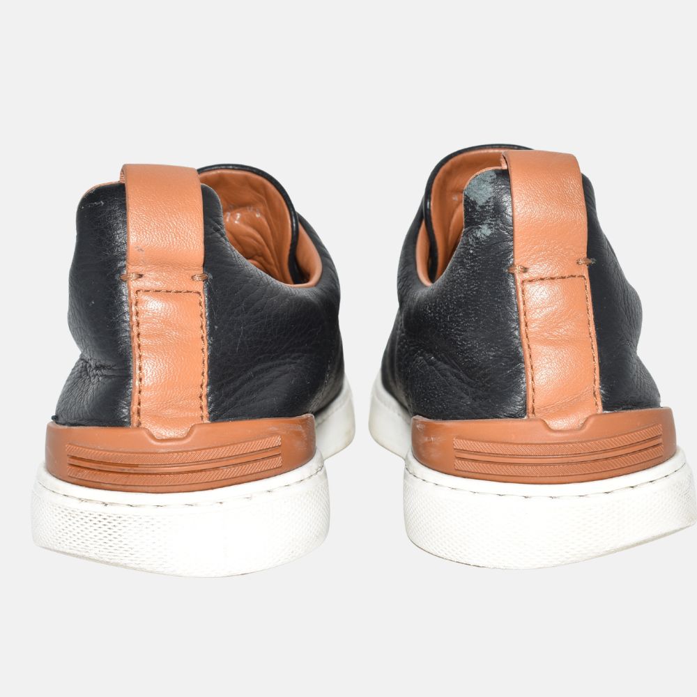 Black Leather Sneakers "Triple Stich" (EU 44)