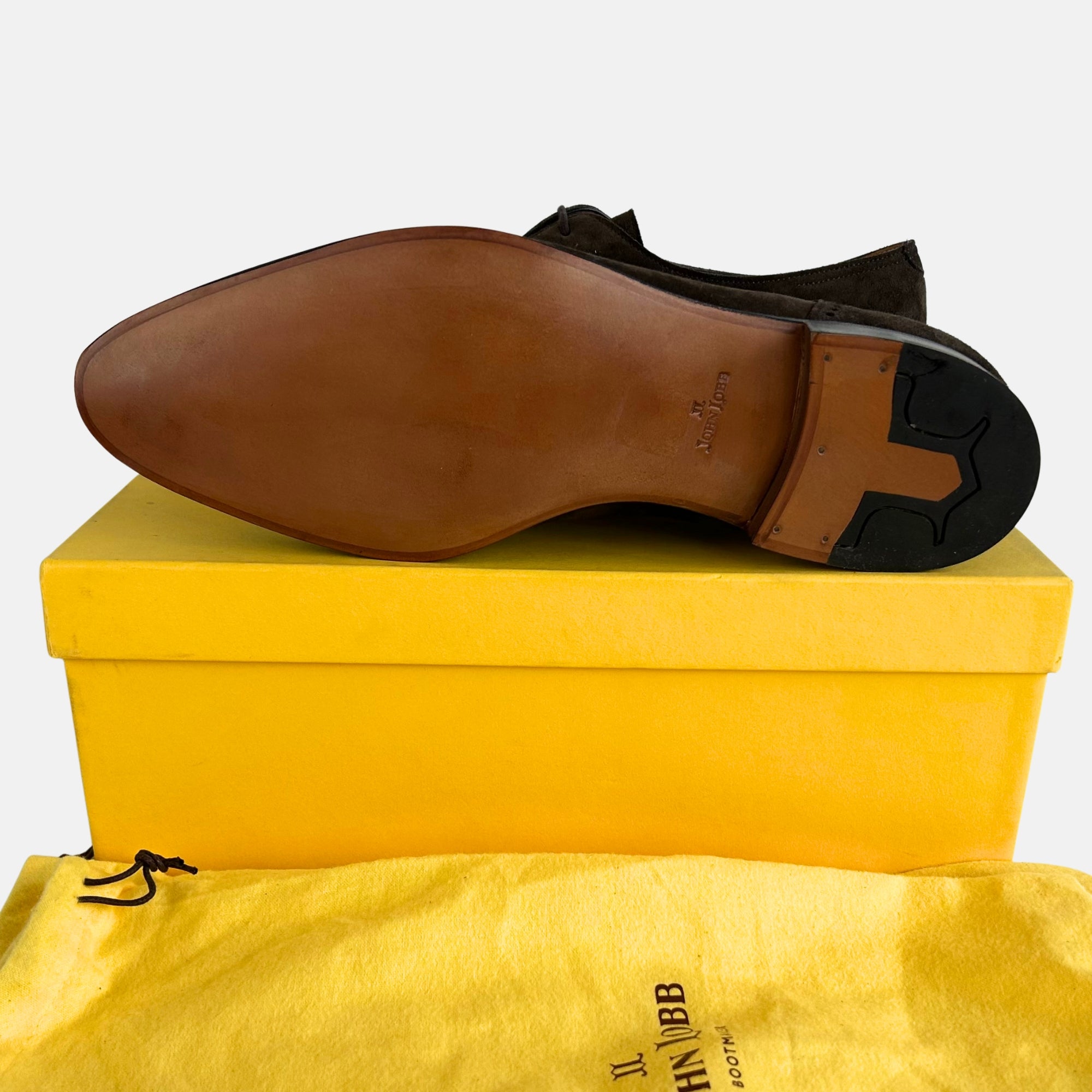 Brown Shoes made of Suede (EU 45)