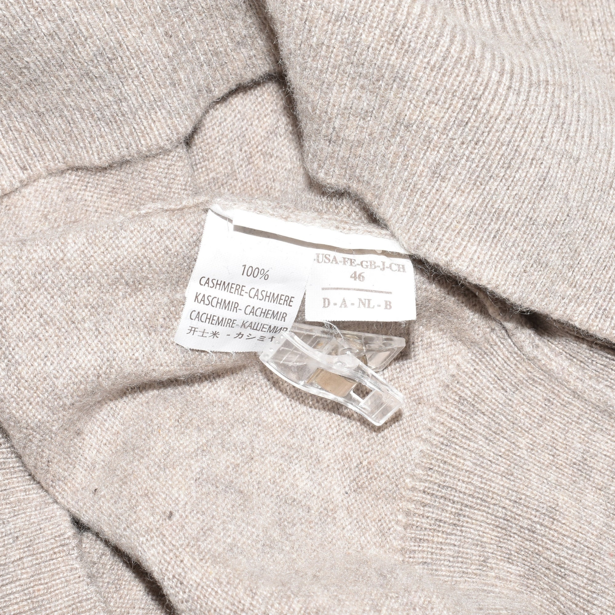 Beige V-Neck Cashmere Sweater (EU 46)