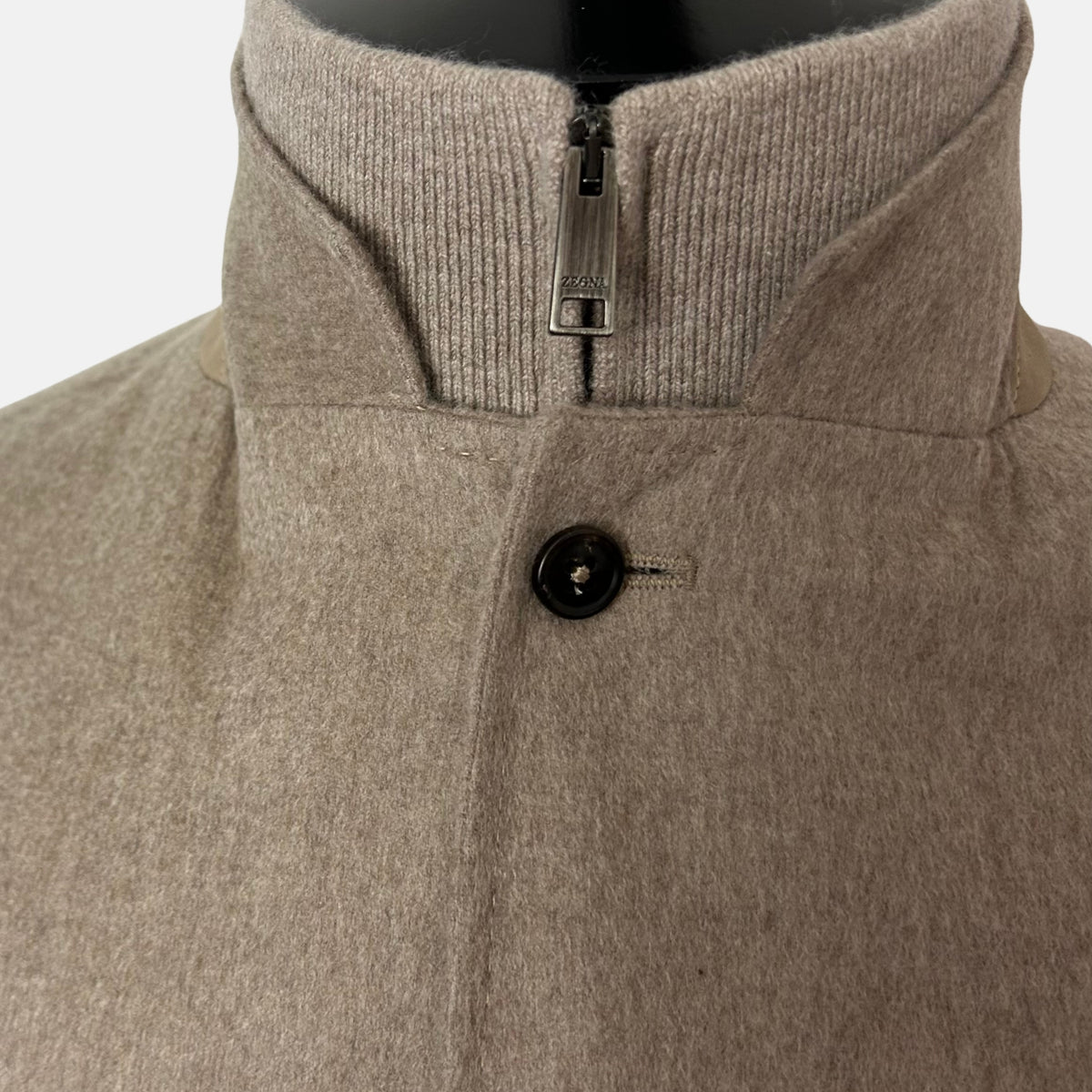 Zegna Oasi Cashmere Jacket with Removable Vest Insert Sand (EU 50)