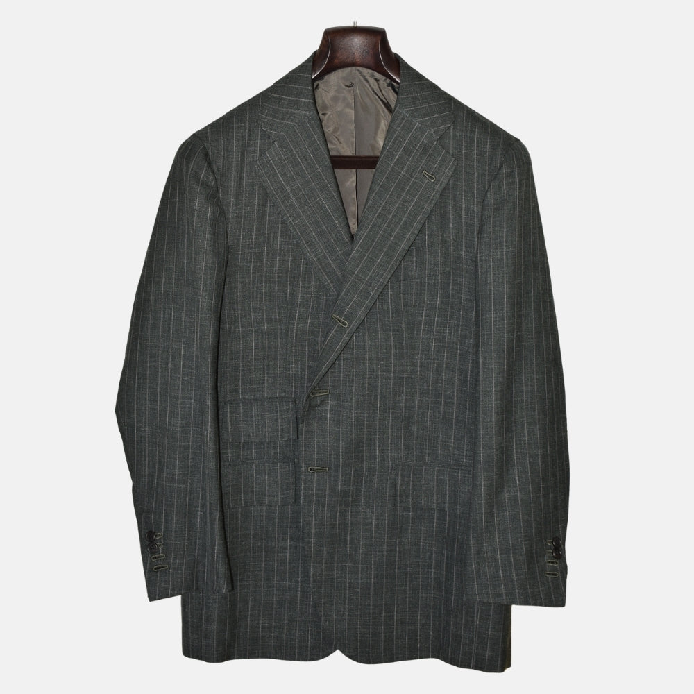 Grey/Green Striped Suit made of Light Virgin Wool (EU 48)