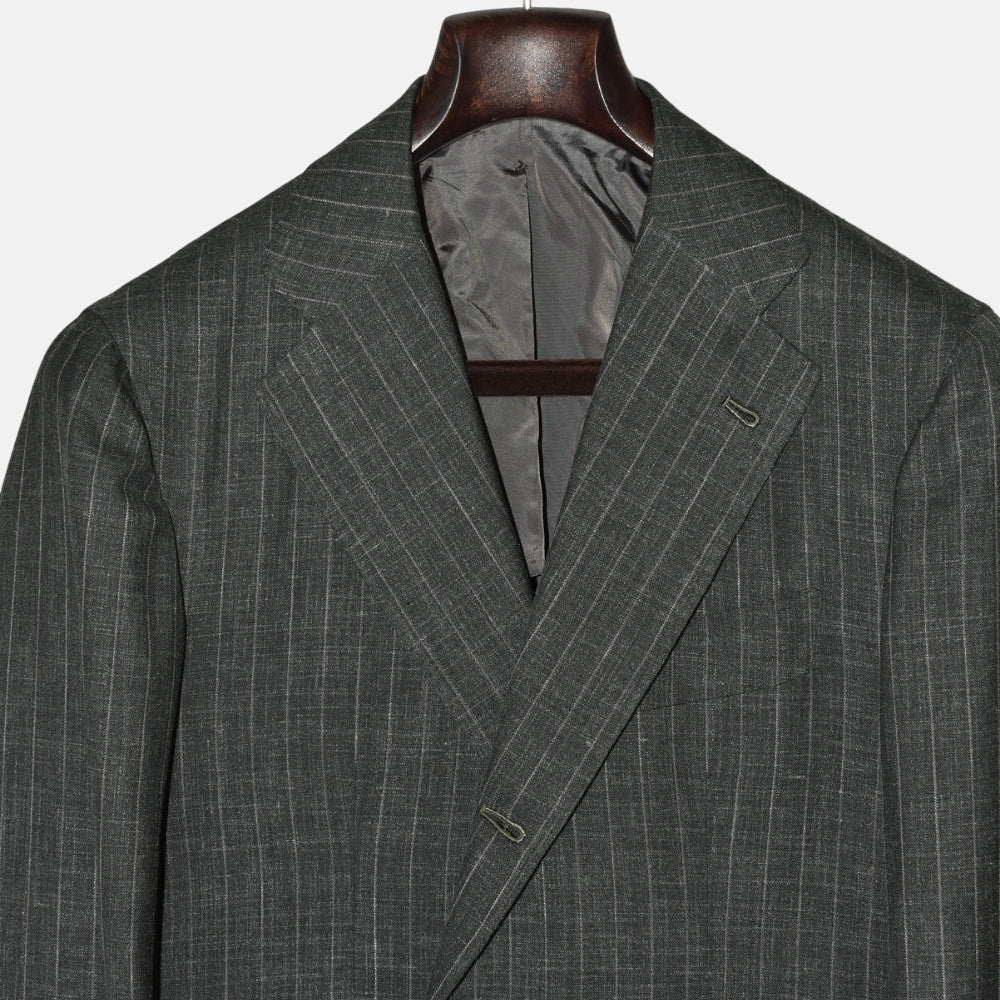 Grey/Green Striped Suit made of Light Virgin Wool (EU 48)