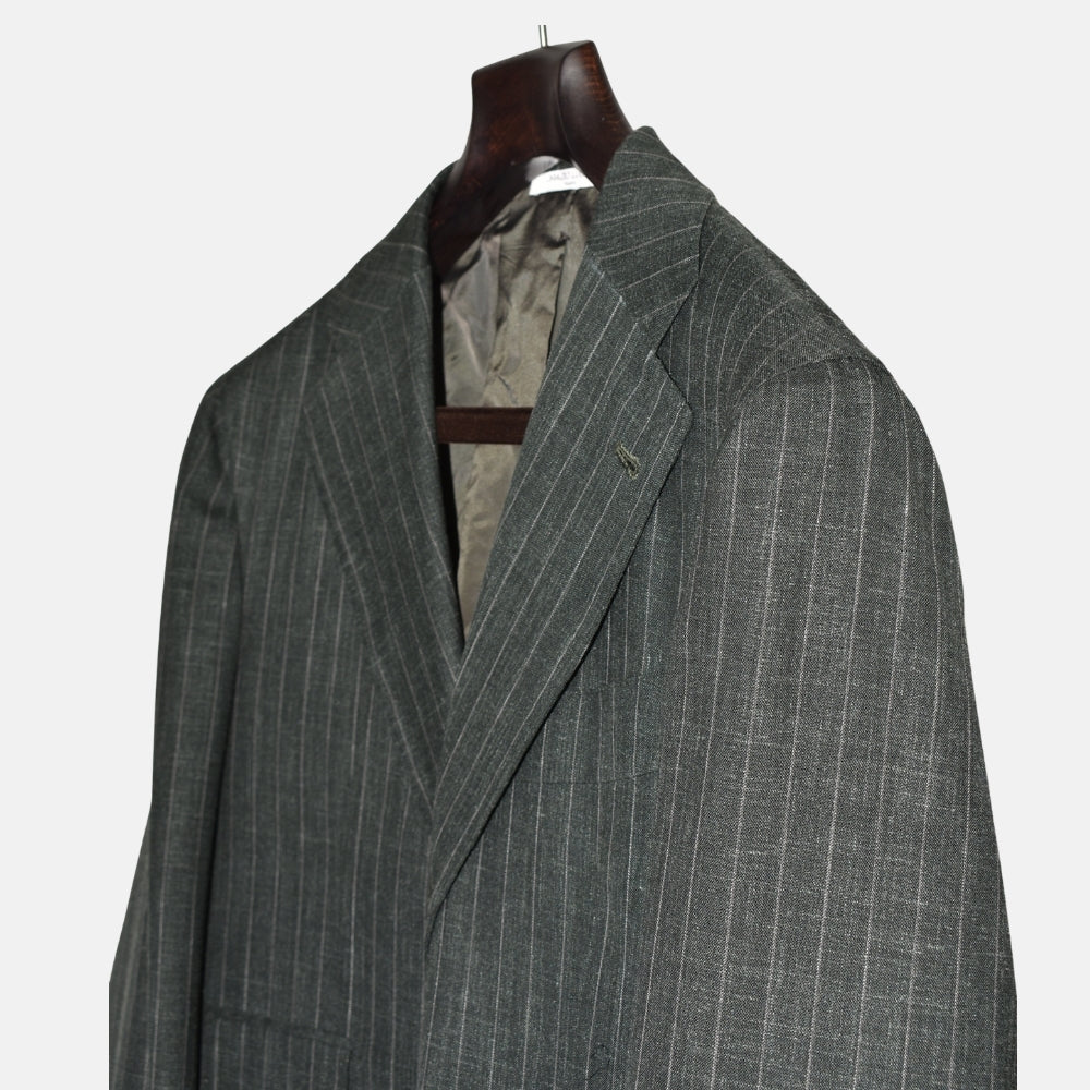 Grey/Green Striped Suit made of Light Virgin Wool (EU 48)
