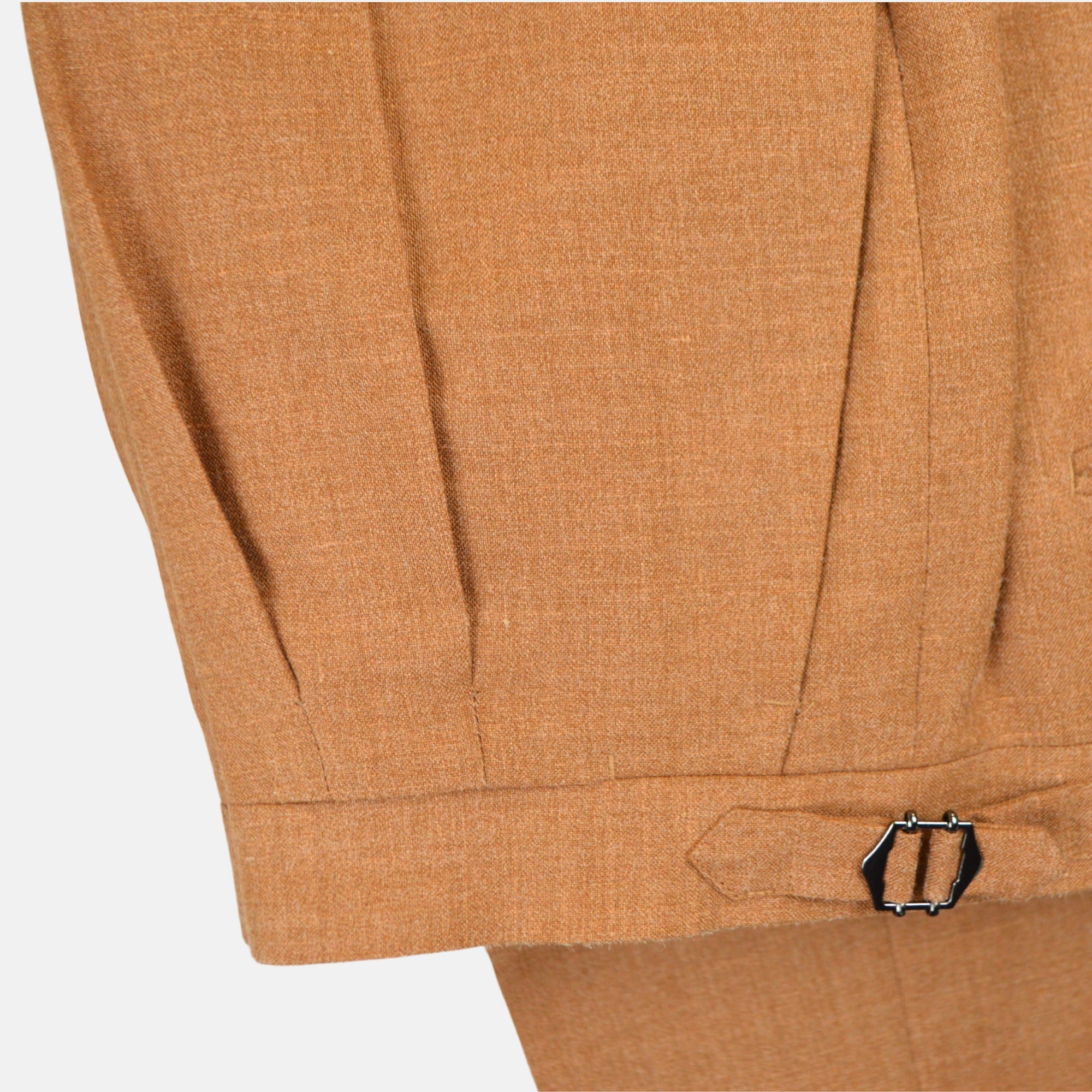 Brown Suit made of Wool/Silk/Linen (54)