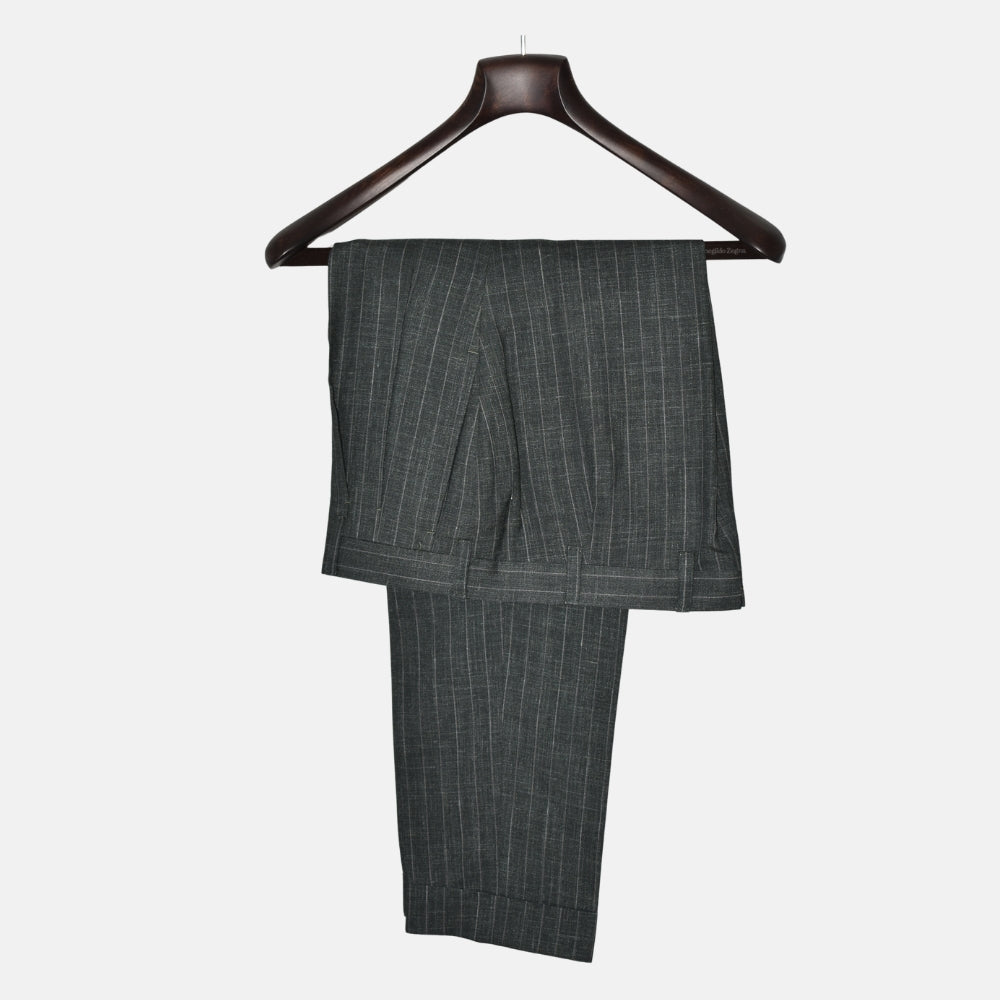 Grey/Green Striped Suit made of Light Virgin Wool (EU 48)