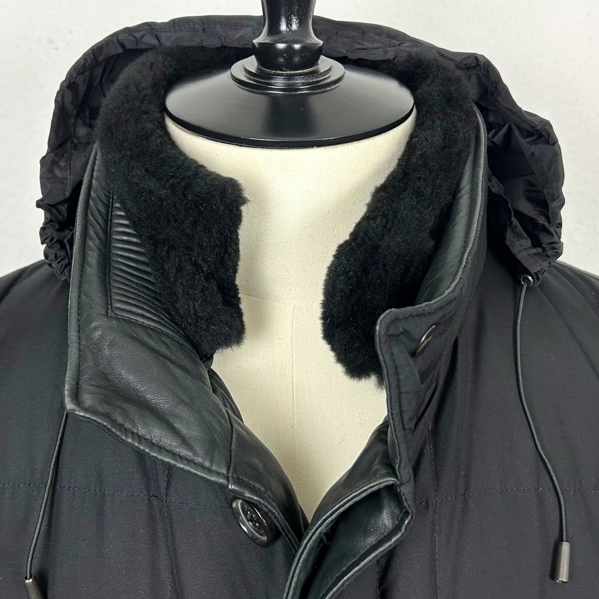 Black Down Coat made of Silk (EU 58)