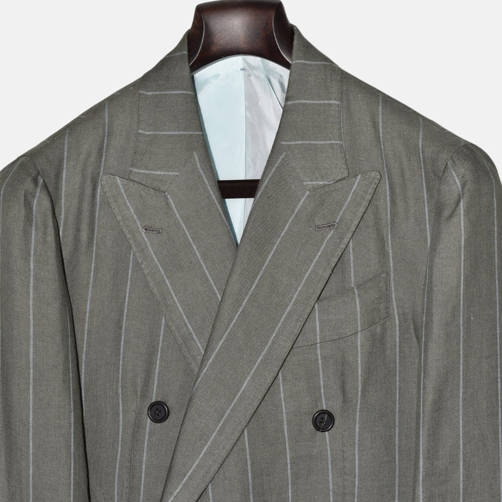 Light Grey/Green Striped Suit made of Virgin Wool (EU 48)