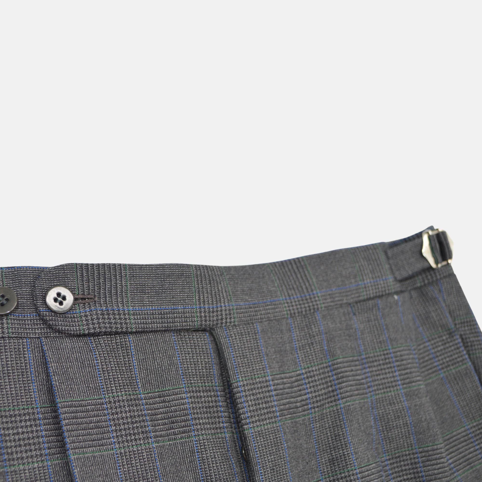 Grey Checked Suit made of Wool (46/48)