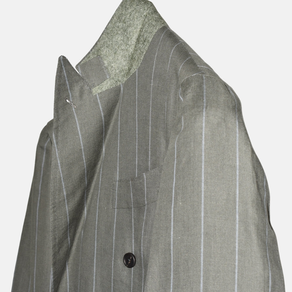 Light Grey/Green Striped Suit made of Virgin Wool (EU 48)