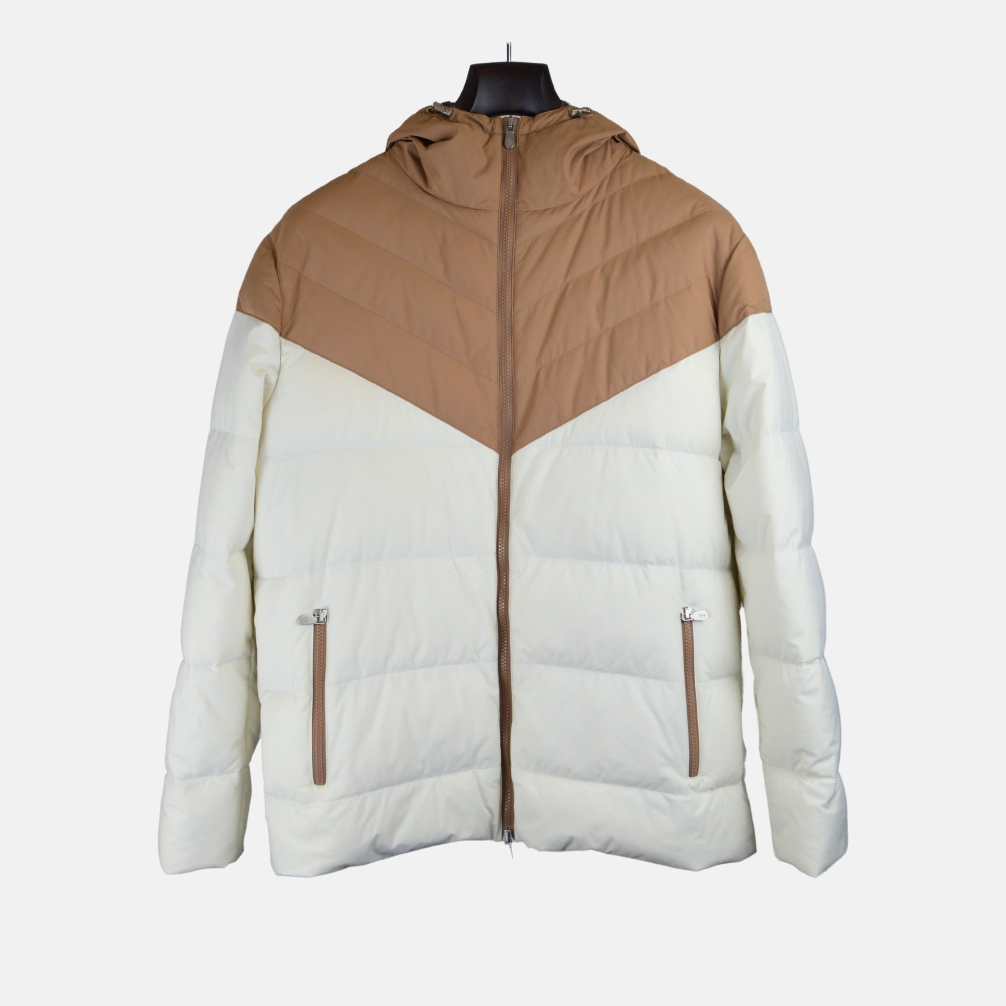 Cream Down Jacket made of Nylon (M)