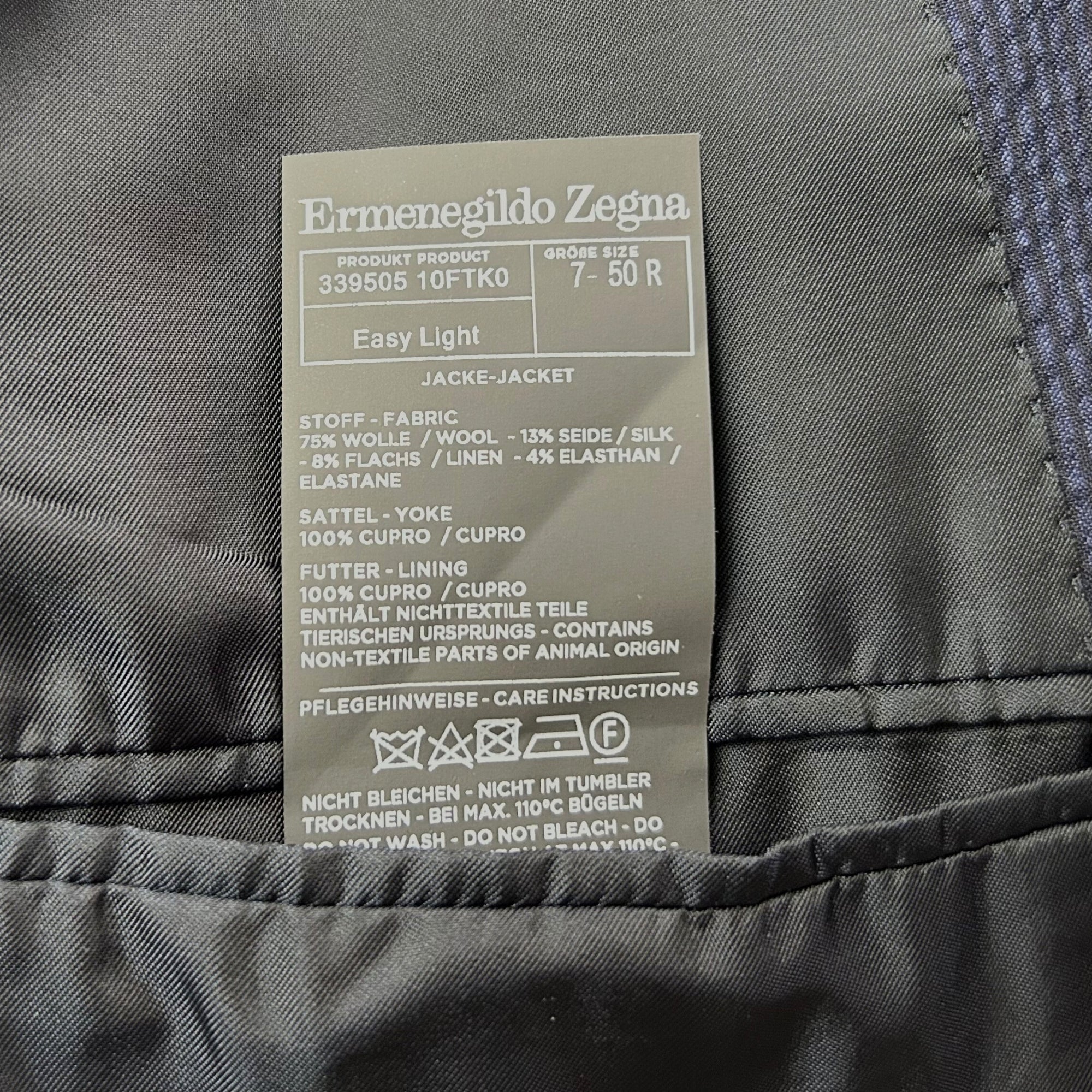 Navy Striped Suit made of Wool/Silk/Linen (EU 50)