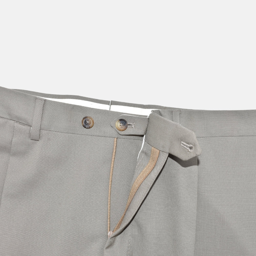 Light Olive Suit made of Virgin Wool (EU 54)