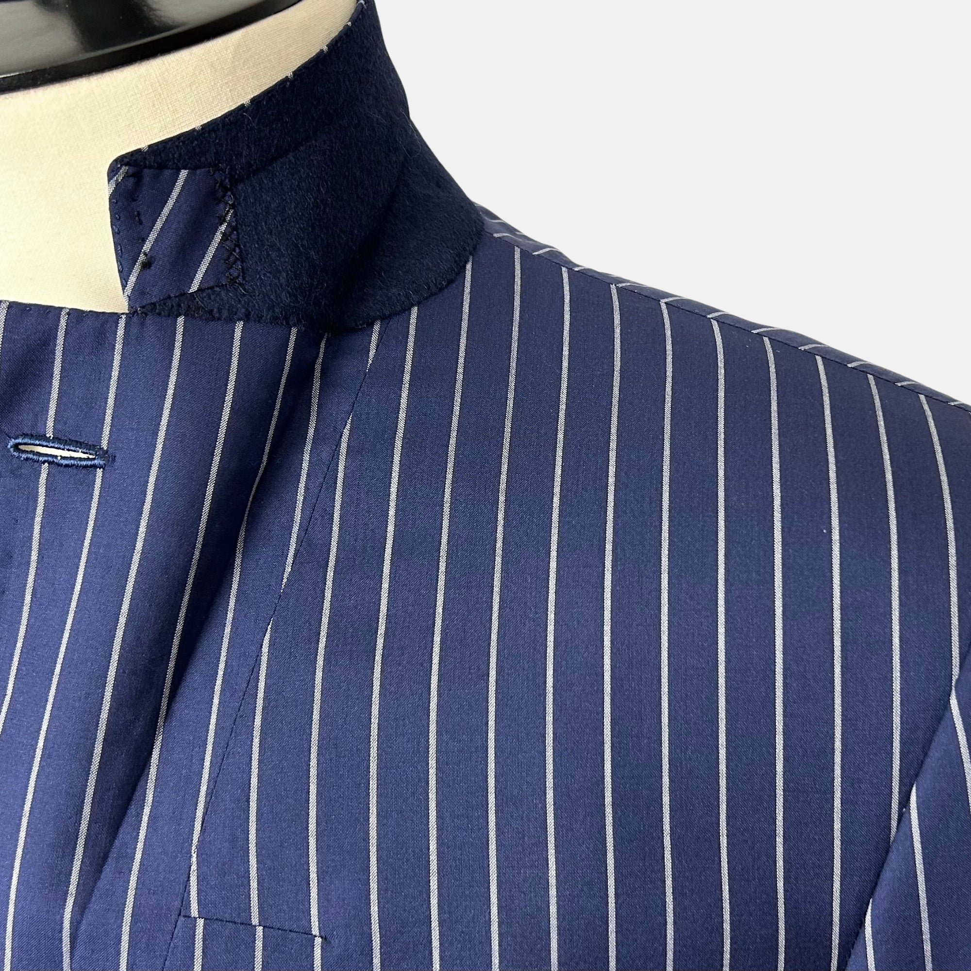 Navy Striped Blazer made of Wool/Silk (EU 50)
