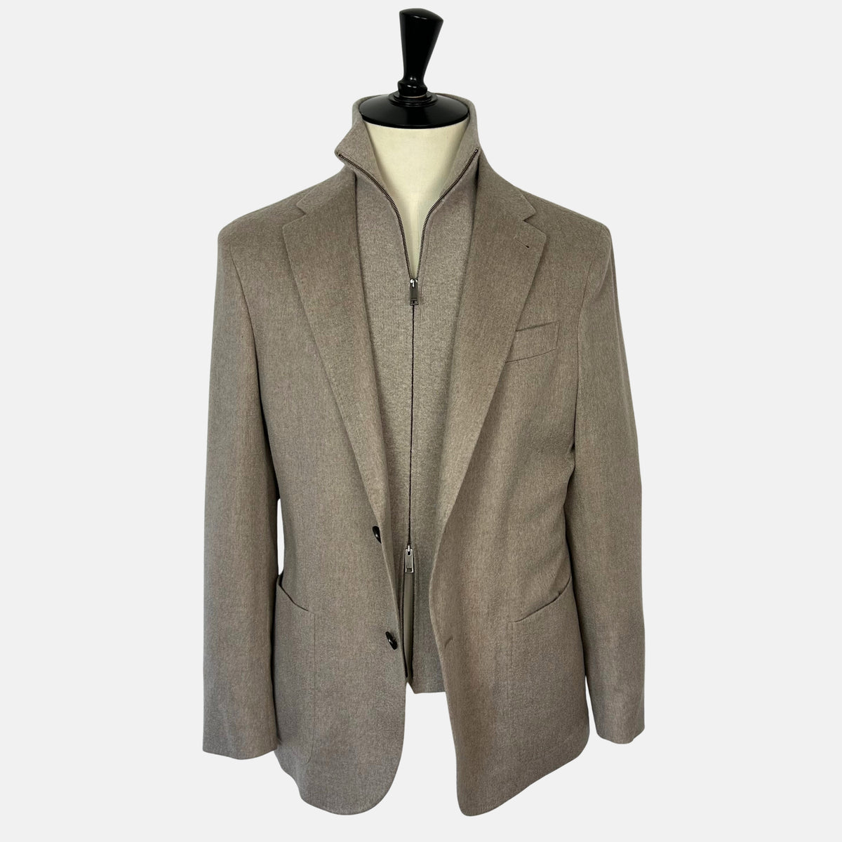 Zegna Sand Oasi Cashmere Jacket with Removable Vest (EU 52) – pre-owned | Sanpetuna