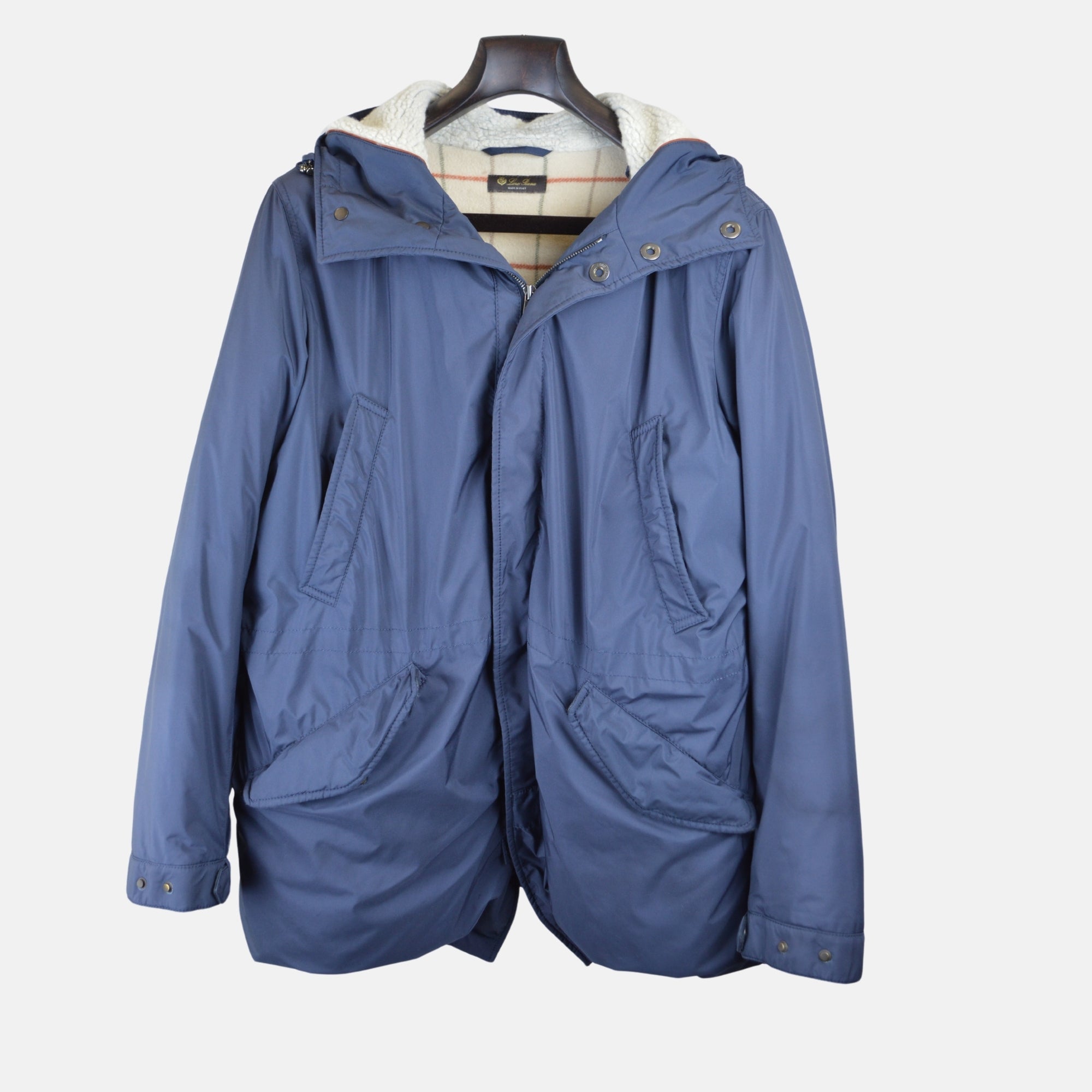 Blue Jacket made of Polyester (50)