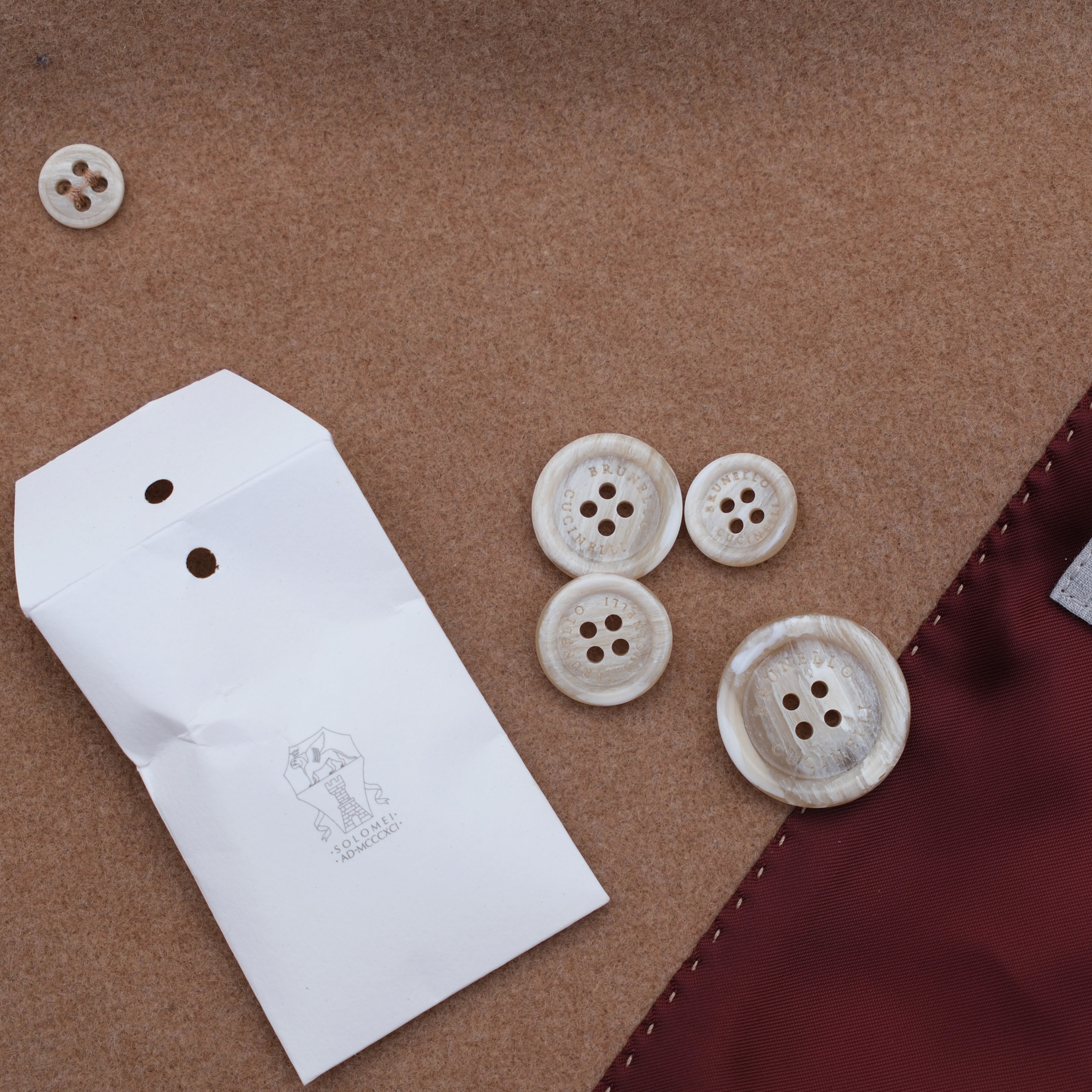 Beige/Vicuna Coat made of Cashmere (EU 46)