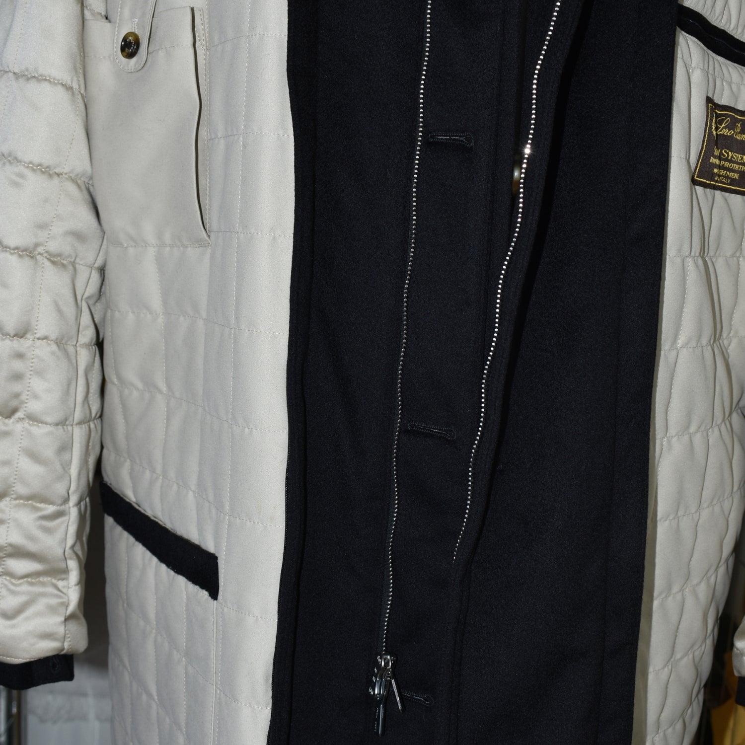 Black Beaver Lined "Storm System" Parka made of Cashmere (L)