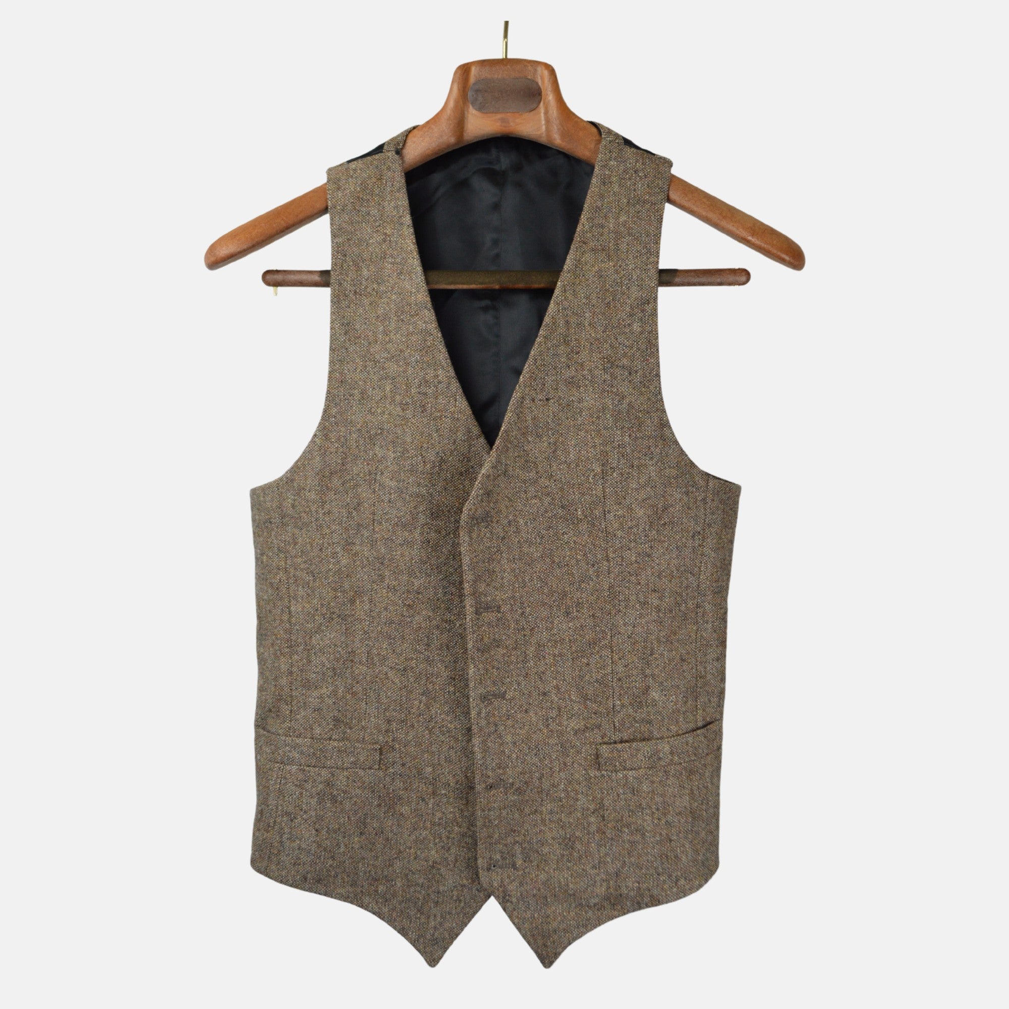 Brown Vest made of Wool (48)