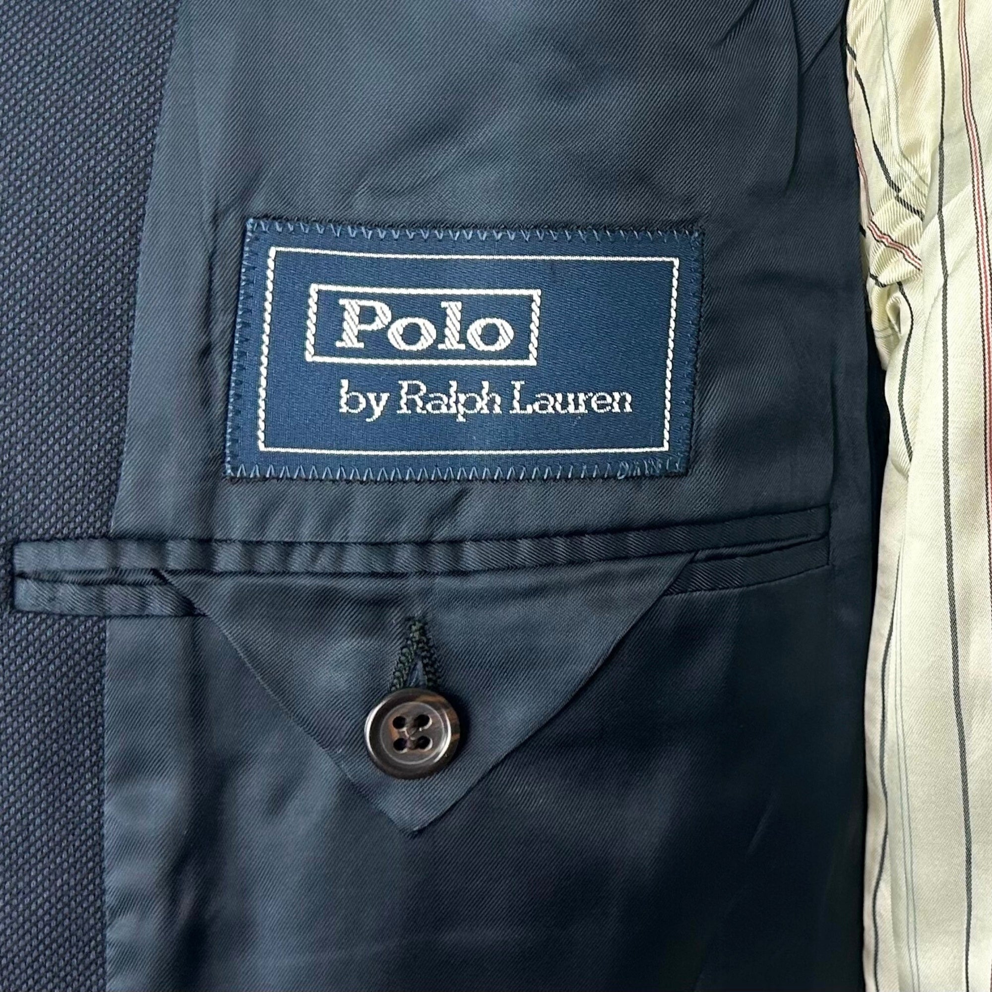 Navy Patterned Suit made of Virgin Wool (EU 48)