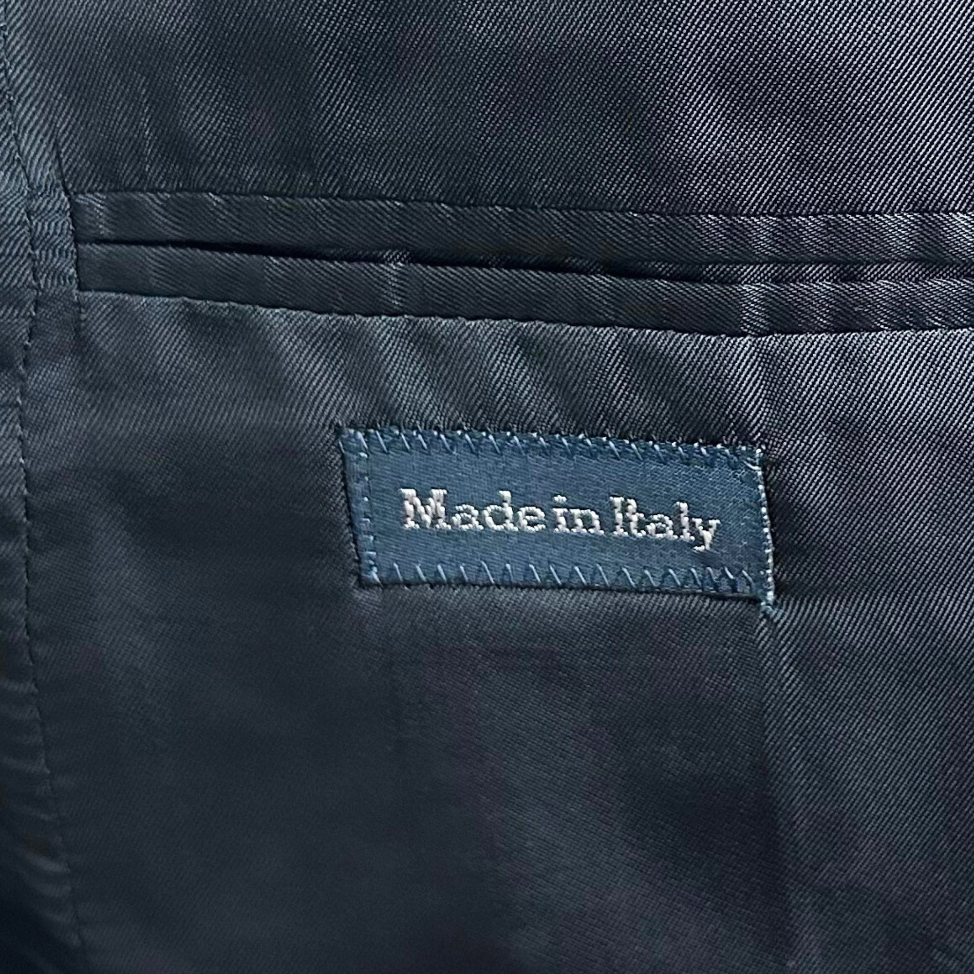 Navy Patterned Suit made of Virgin Wool (EU 48)