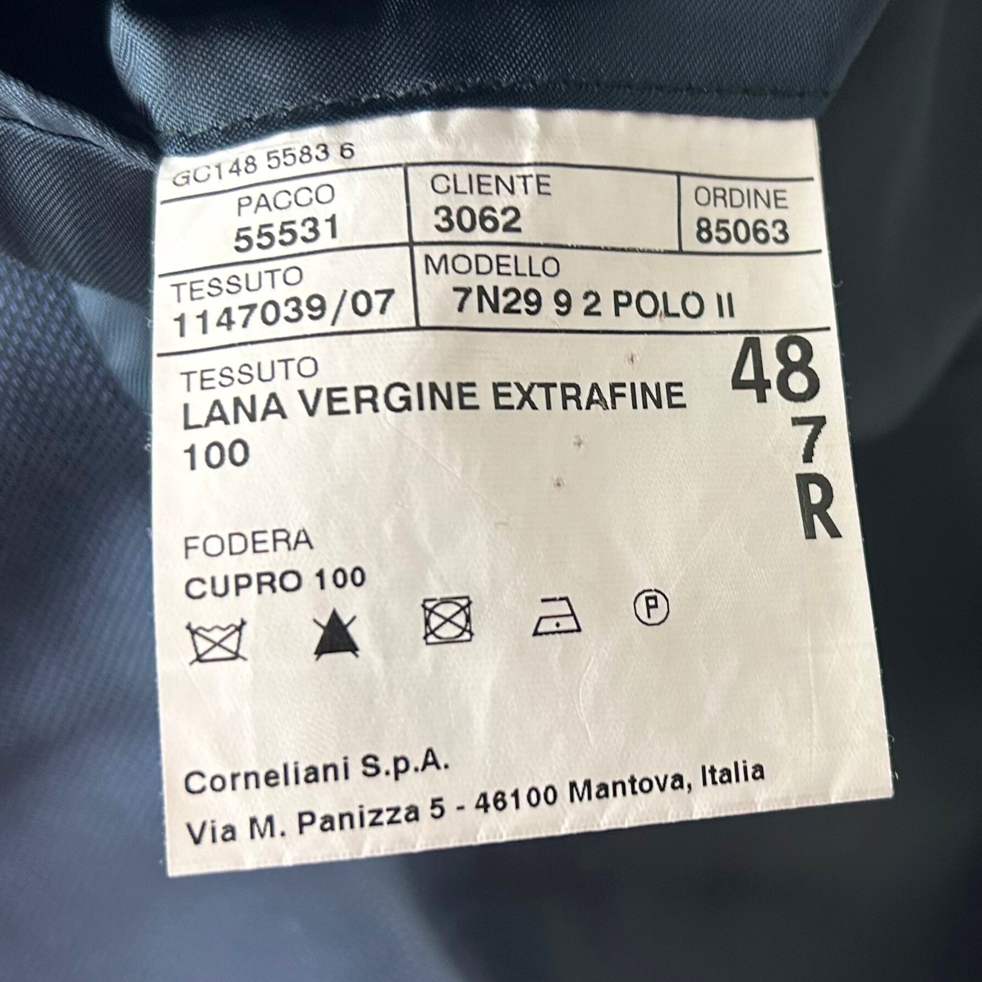 Navy Patterned Suit made of Virgin Wool (EU 48)