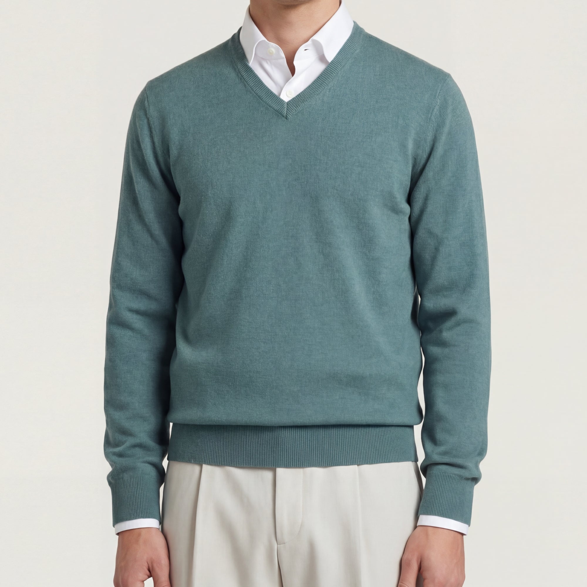 Green V-Neck Knit Cashmere Sweater (EU 52)