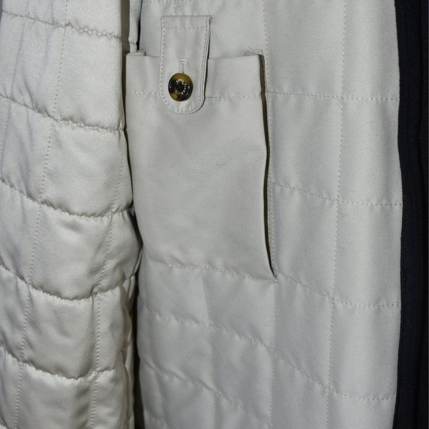 Black Beaver Lined "Storm System" Parka made of Cashmere (L)
