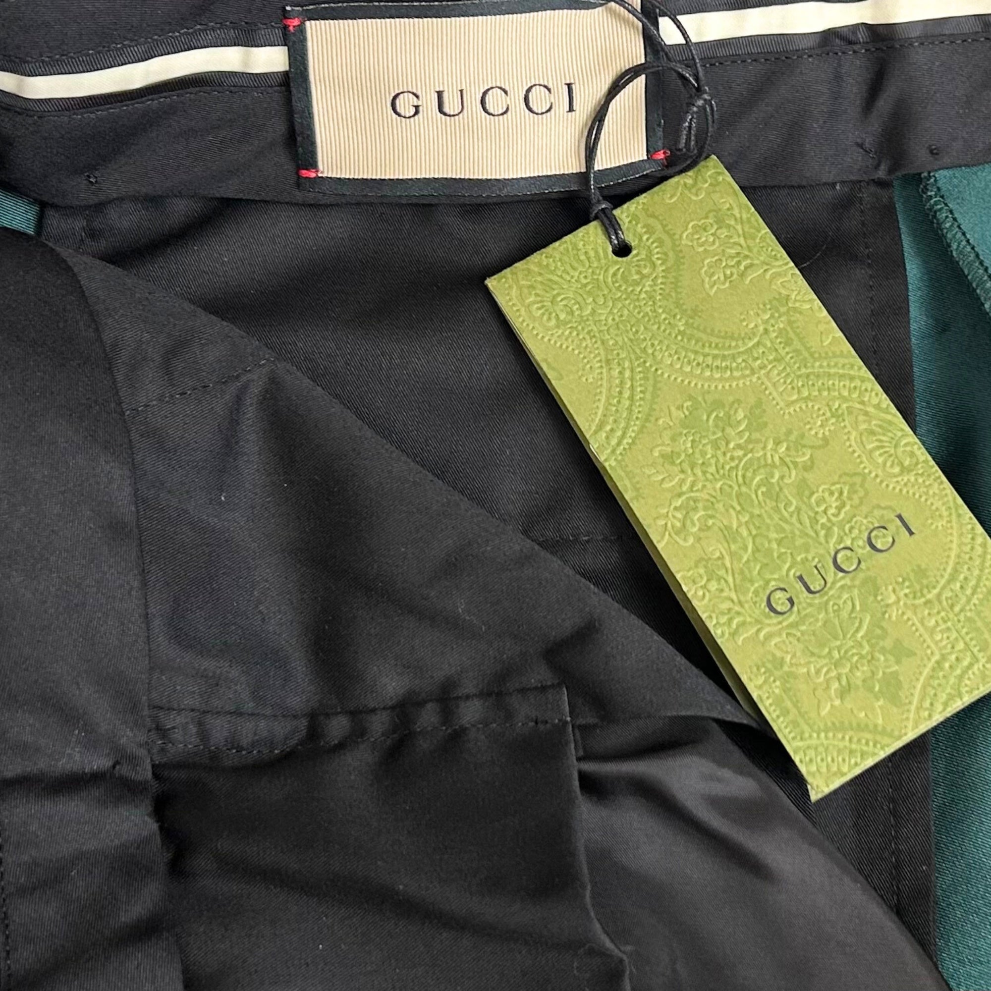 Green Pants made of Polyester/Silk (EU 48, EU 50)