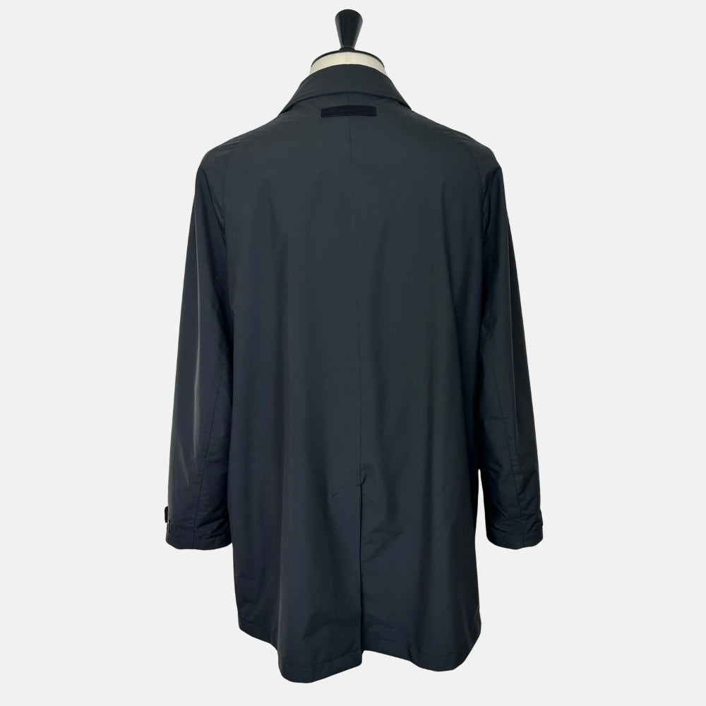 Black Raincoat made of Poyester (EU 54)