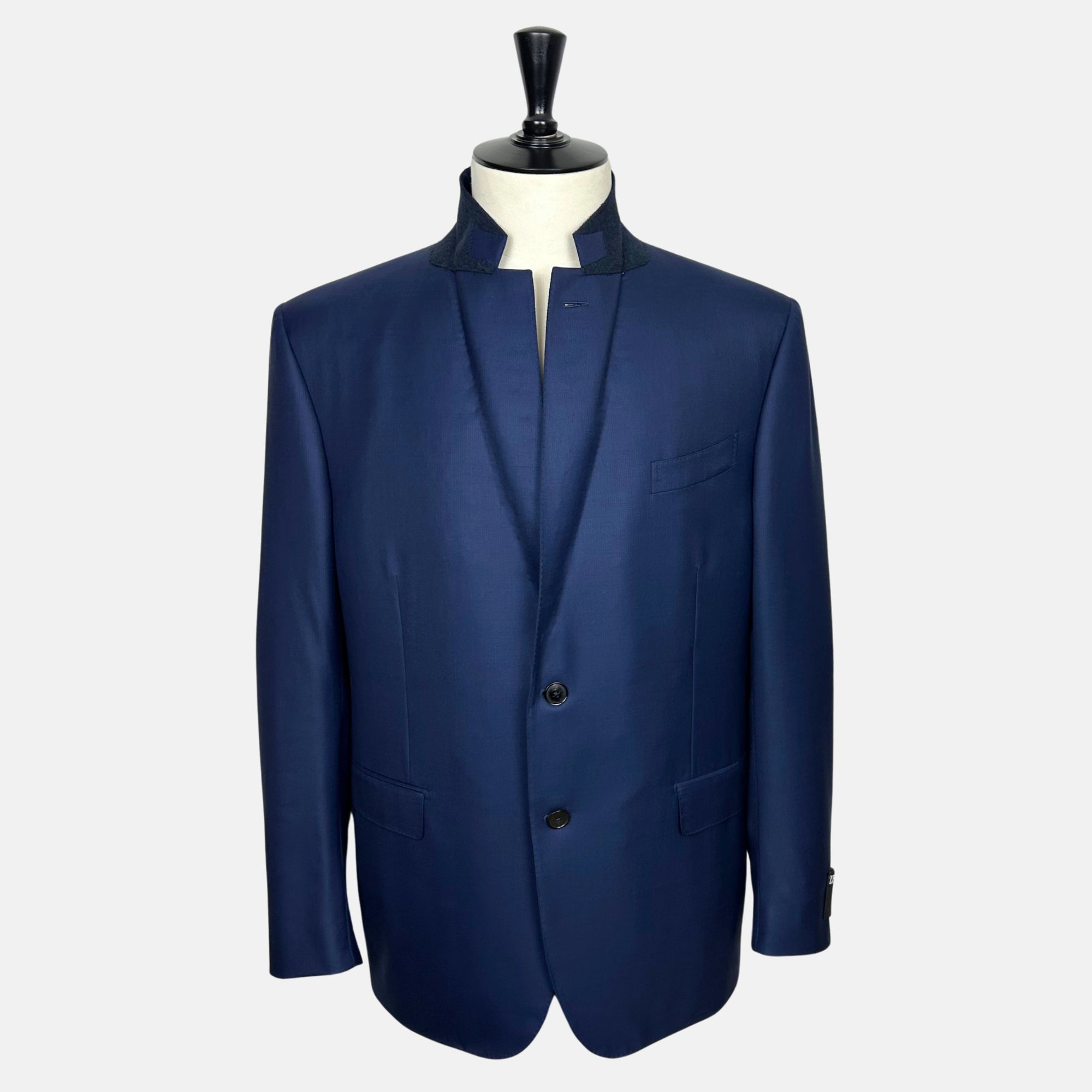 Navy Suit made of Virgin Wool (EU 58)