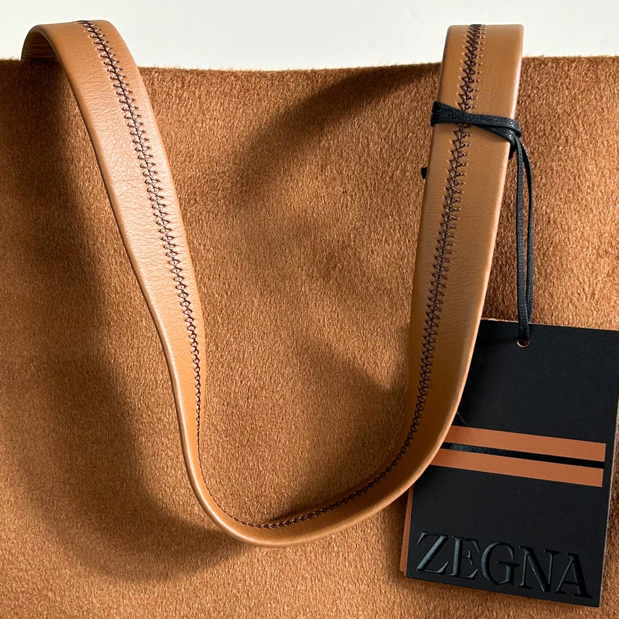 Dark Foliage Bag made of Cashmere (OS)