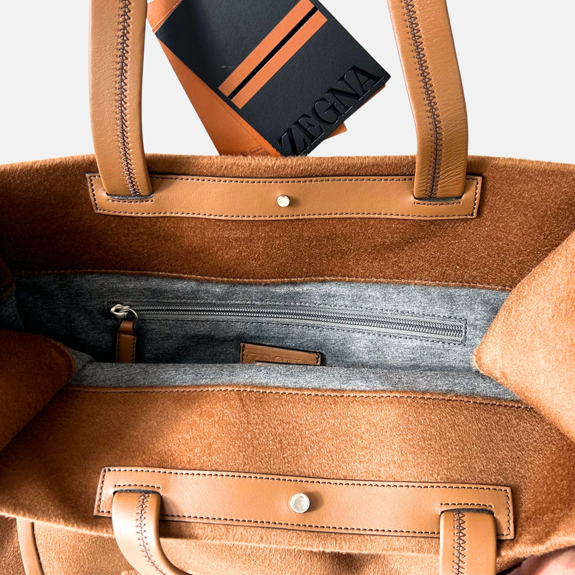 Dark Foliage Bag made of Cashmere (OS)