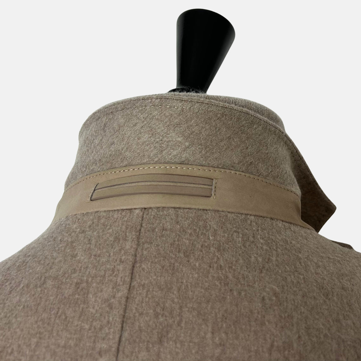 Zegna Sand Oasi Cashmere Jacket with Removable Vest (EU 52) – pre-owned | Sanpetuna
