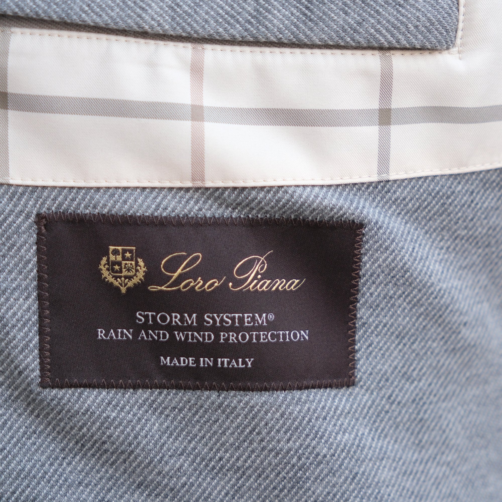 Taupe Down Jacket made of Nylon (XL)