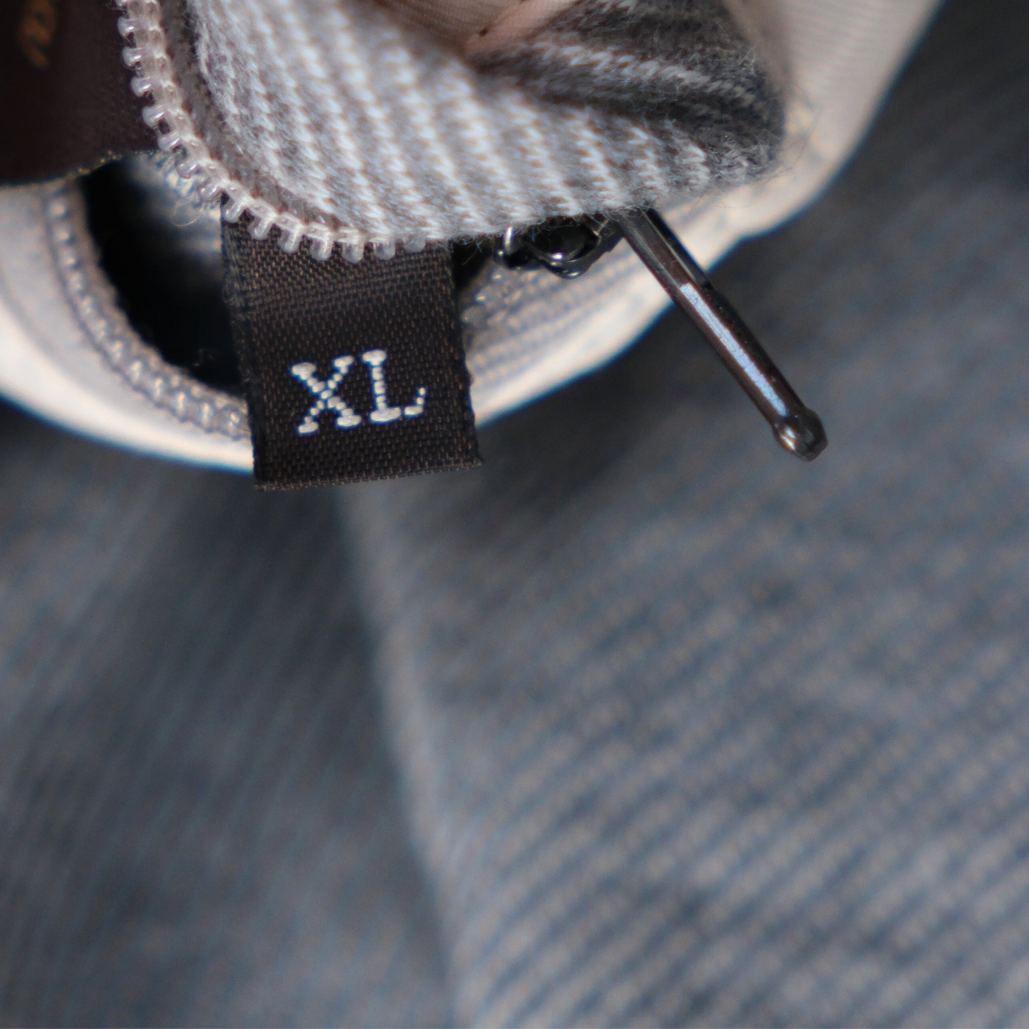 Taupe Down Jacket made of Nylon (XL)