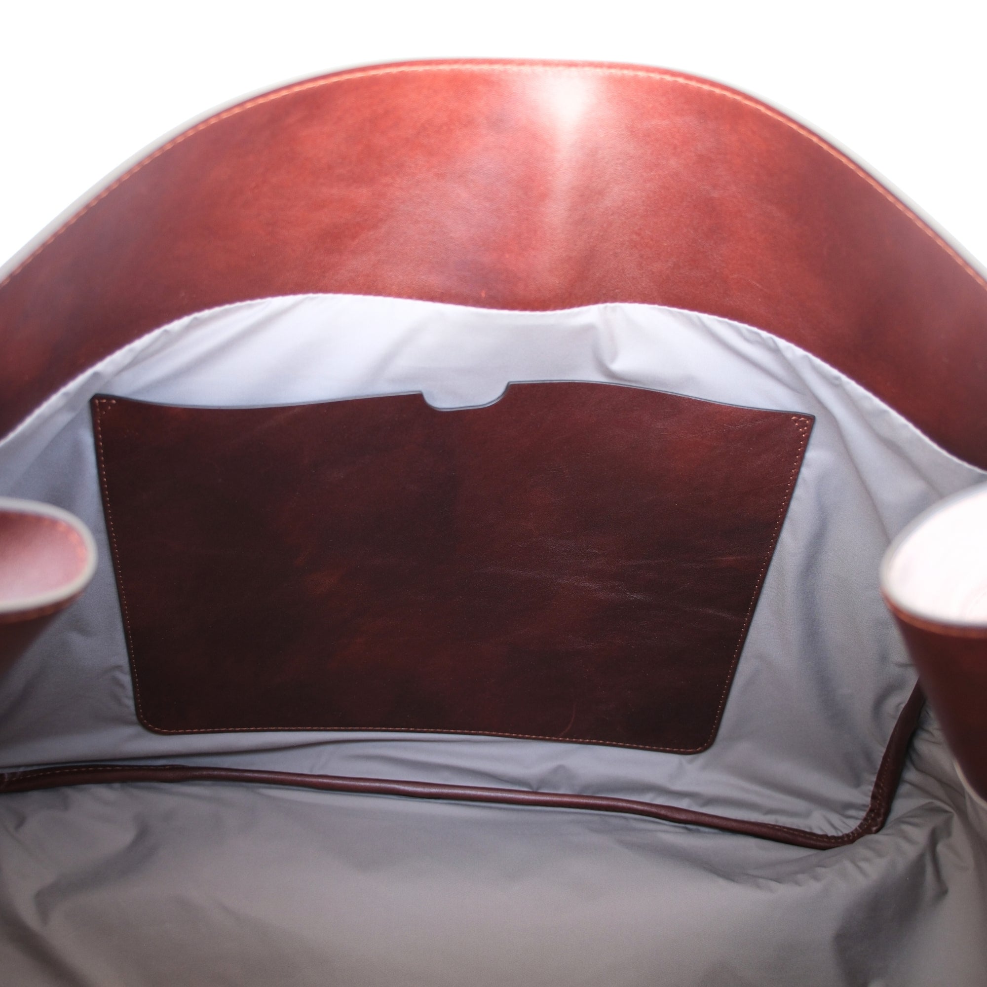 Bordeaux Briefcase made of Leather (OS)