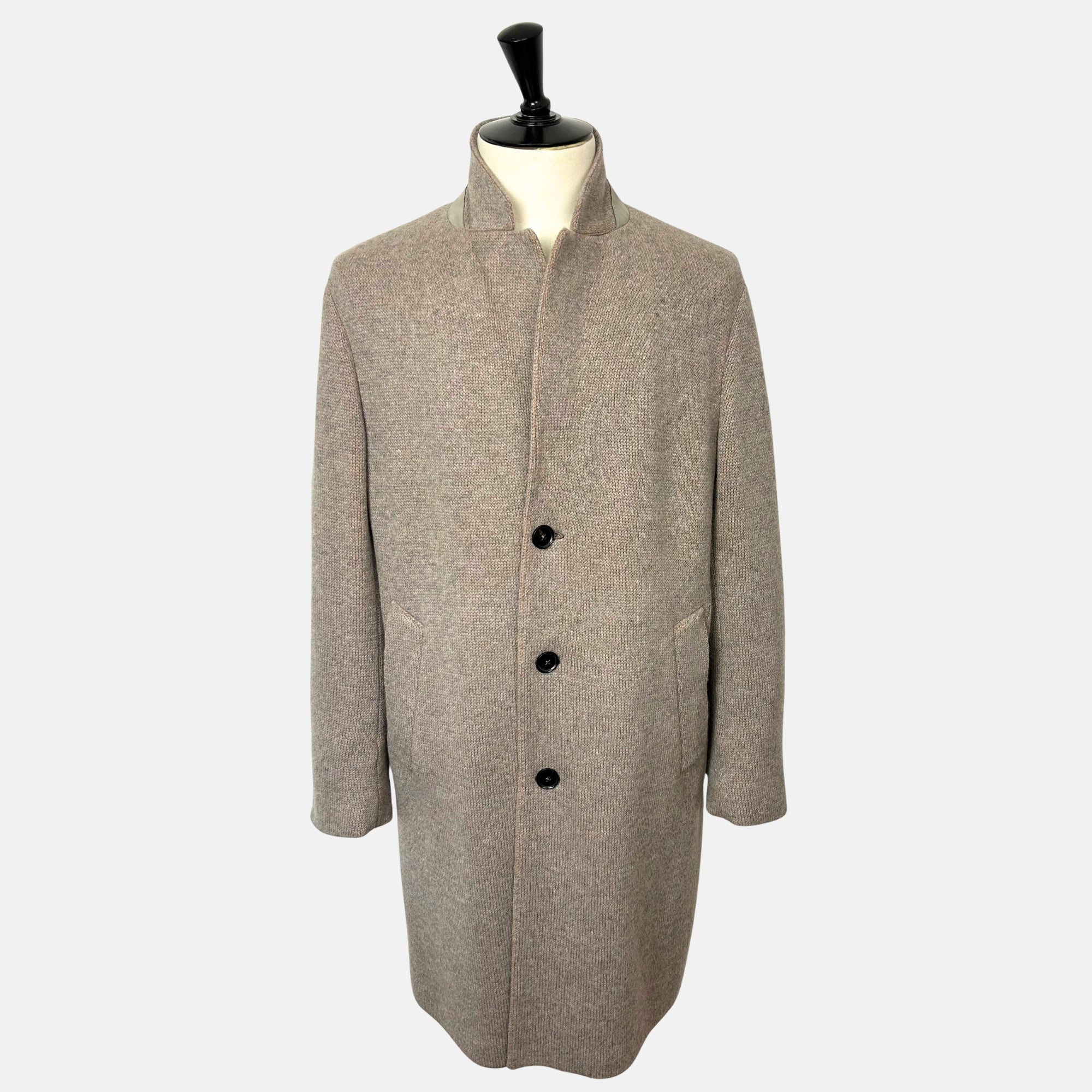 Gray-Beige  Coat made of Cashmere (EU 50)