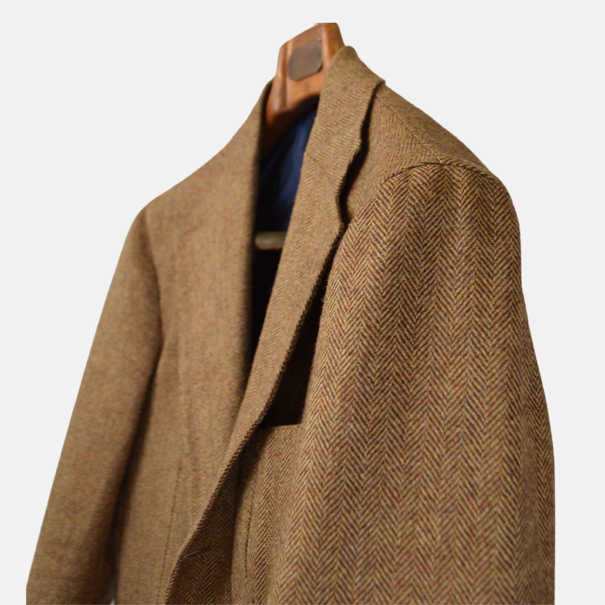 Beige Patterned Tweed Suit made of Wool (50)