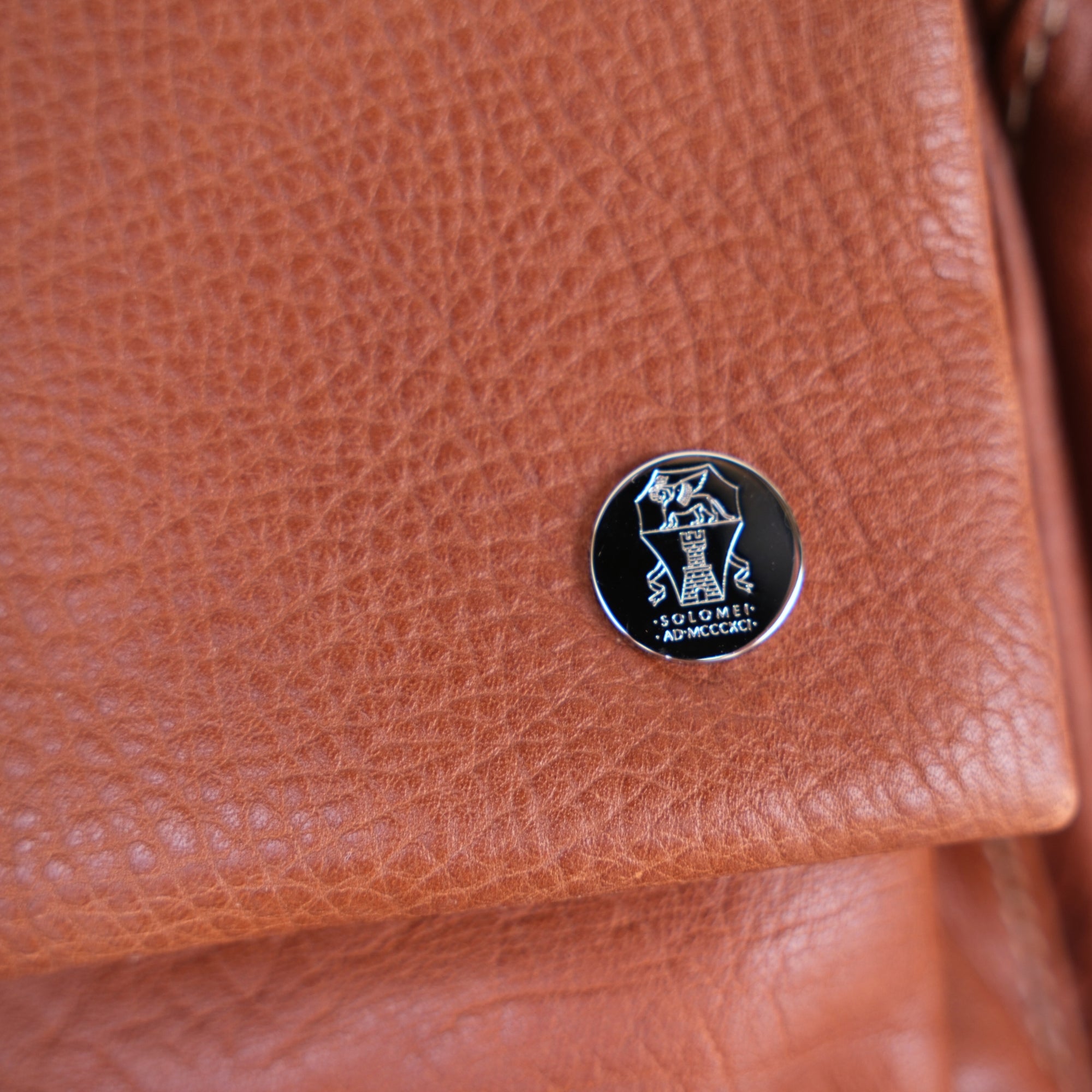 Brown Weekender made of Leather