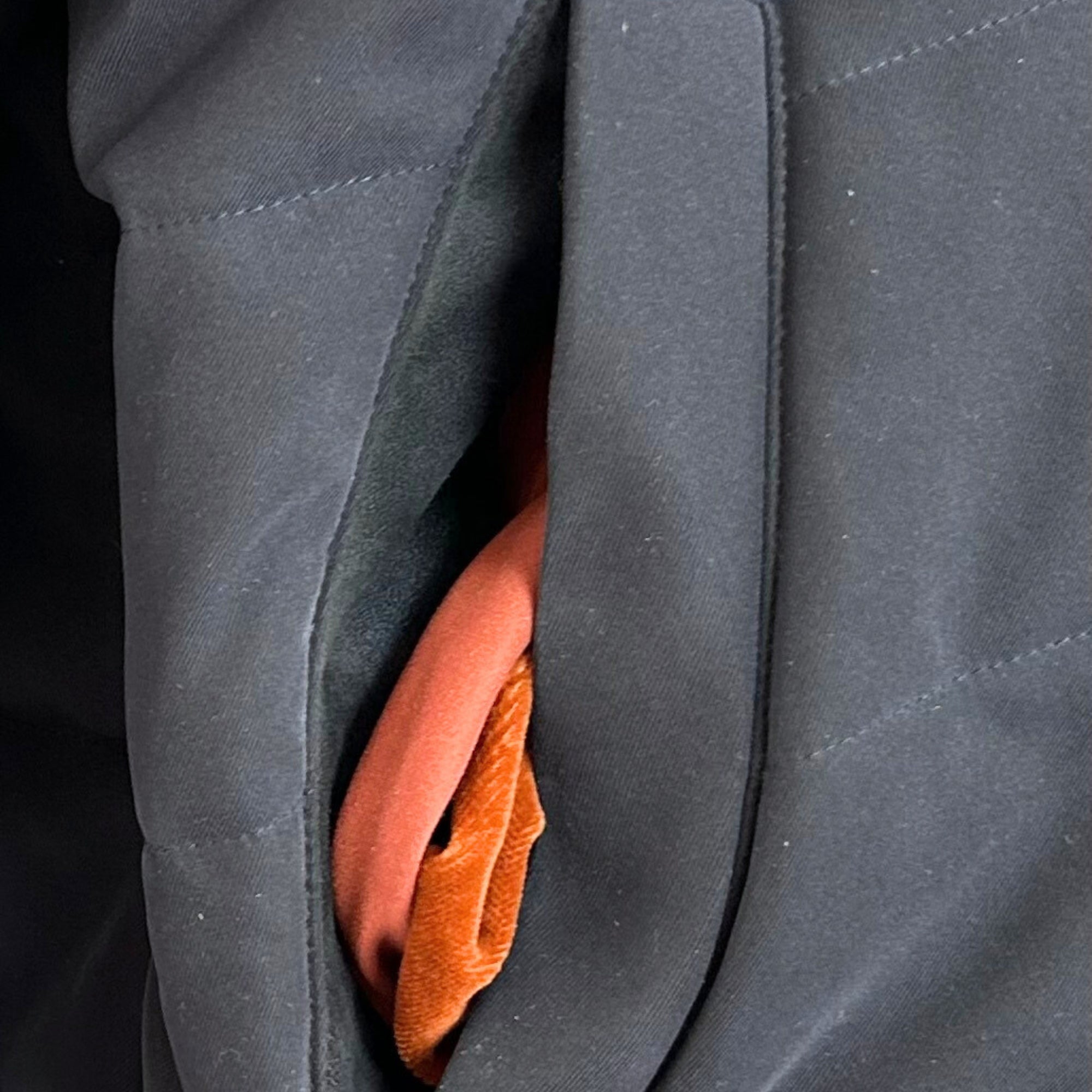 Navy Bomber Jacket made of  Polyester/Nylon (L)