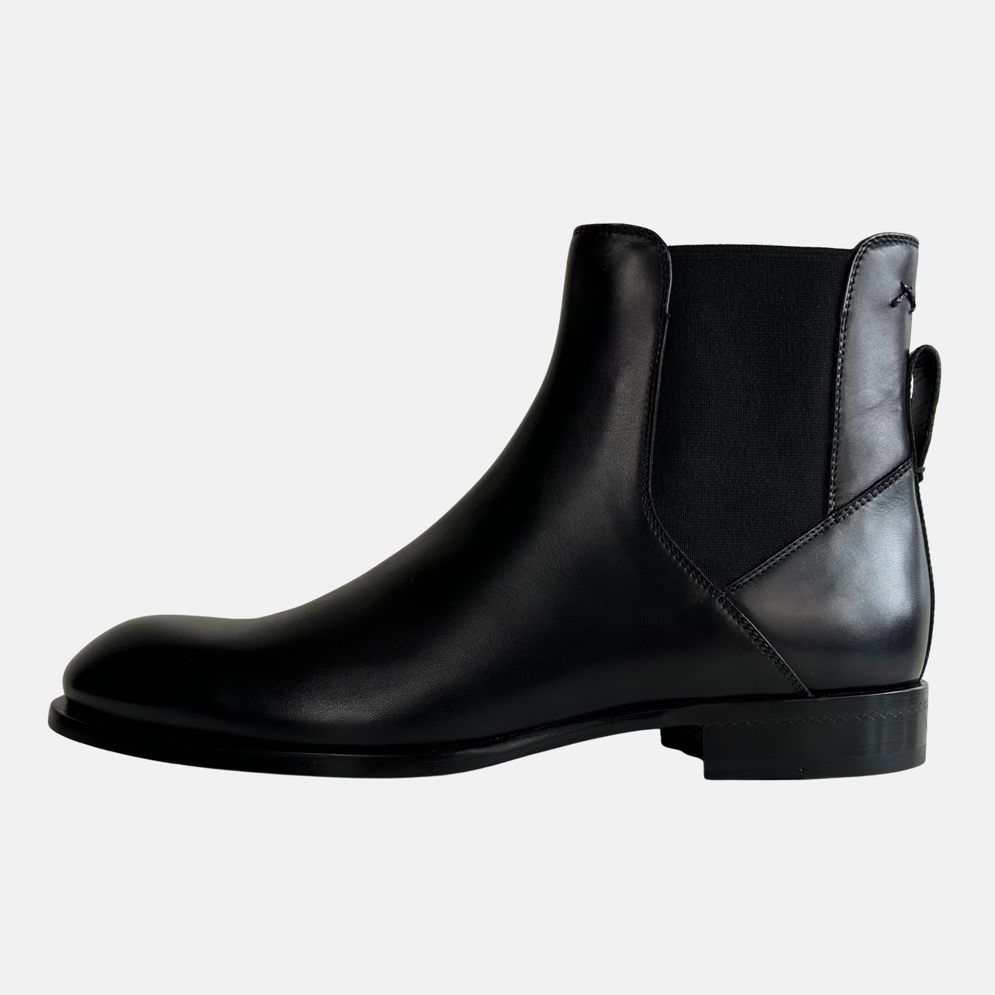 Black Chelsea Boots made of Leather (EU 43)