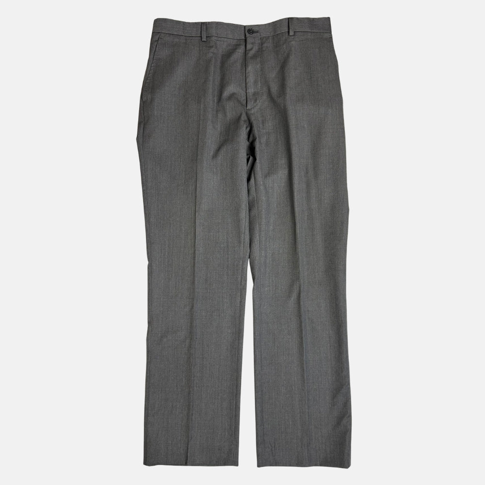 Gray Suit made of Wool (EU 52)