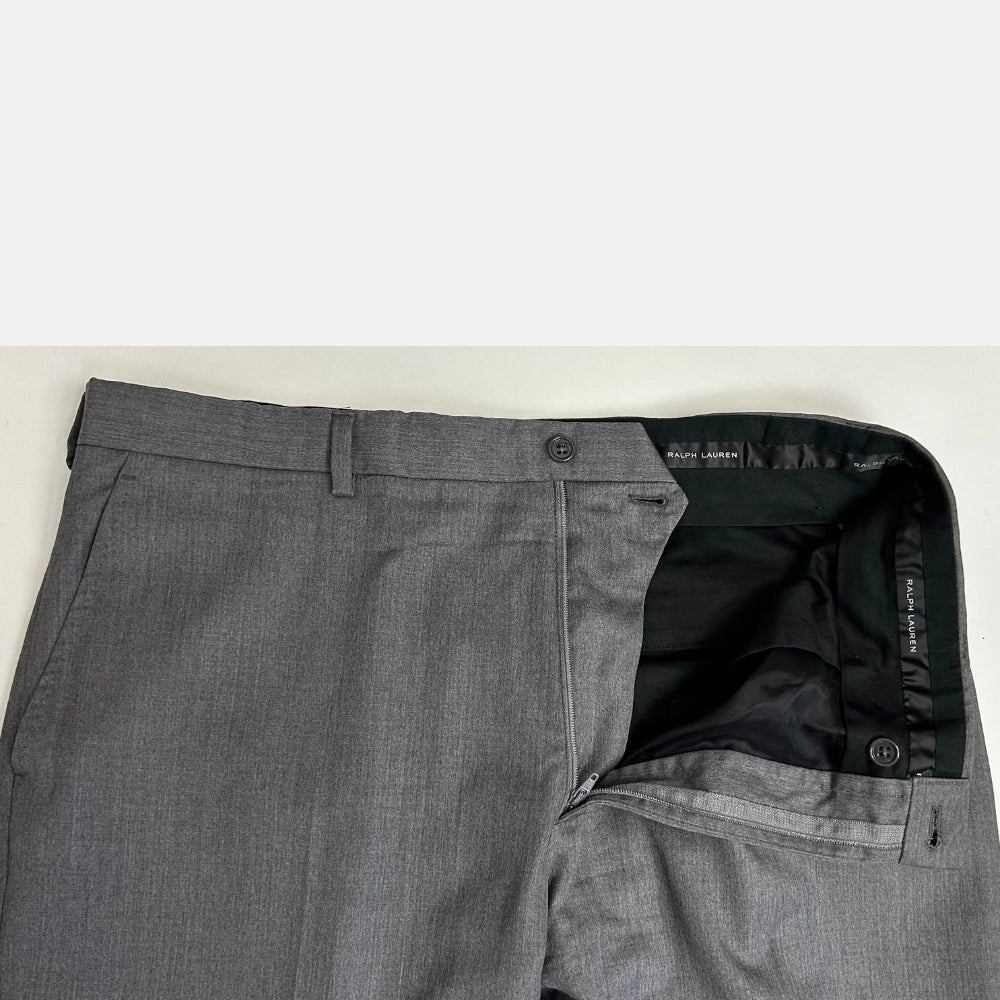 Gray Suit made of Wool (EU 52)
