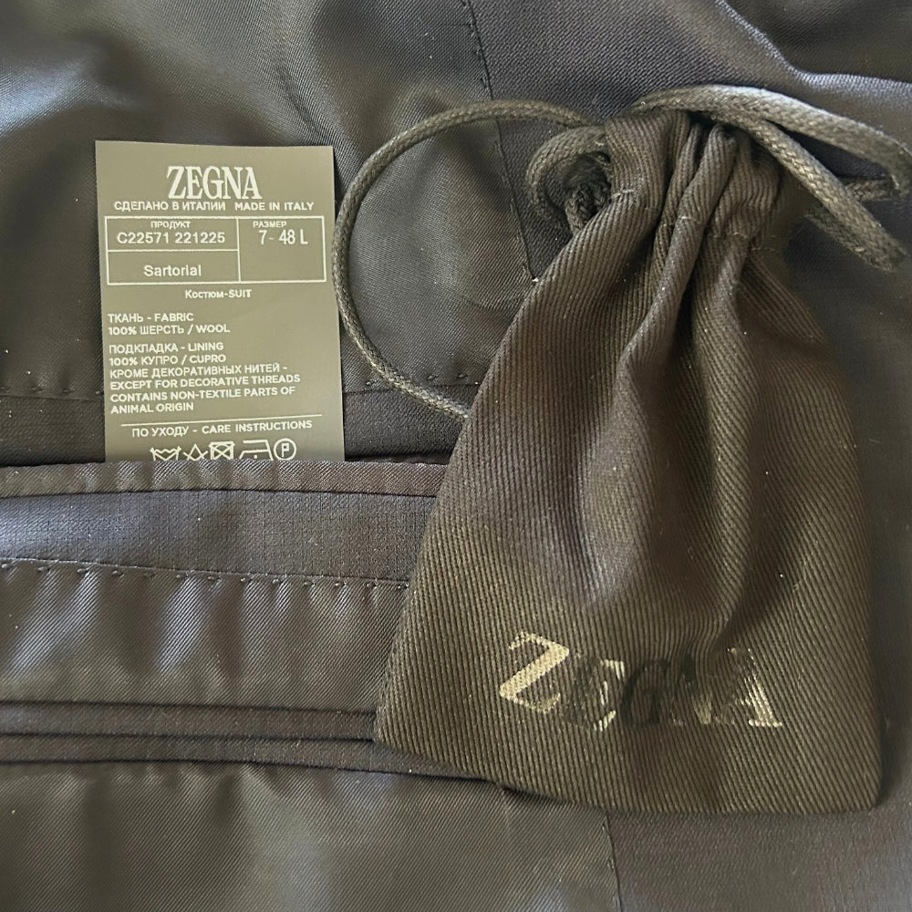 Navy Suit made of Wool (EU 48)