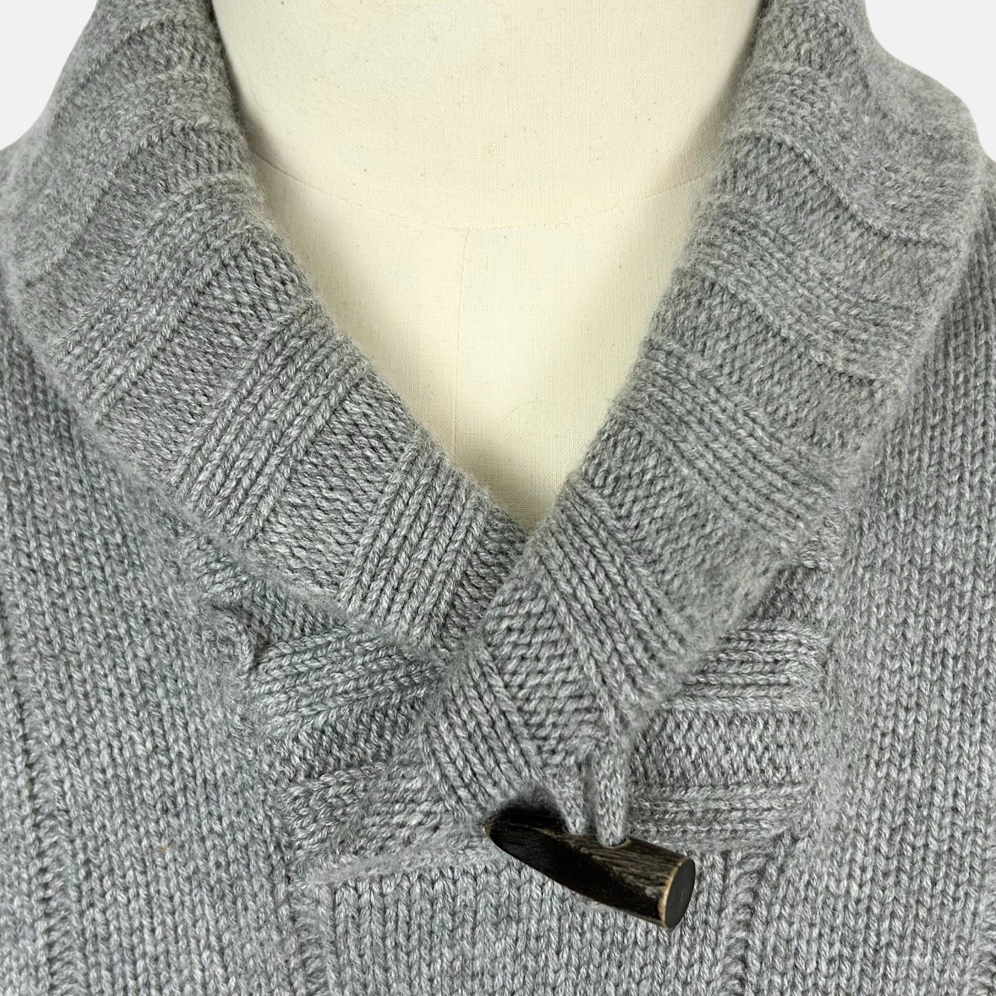 Grey Shawl Collar Sweater made of Baby Cashmere (EU 54)