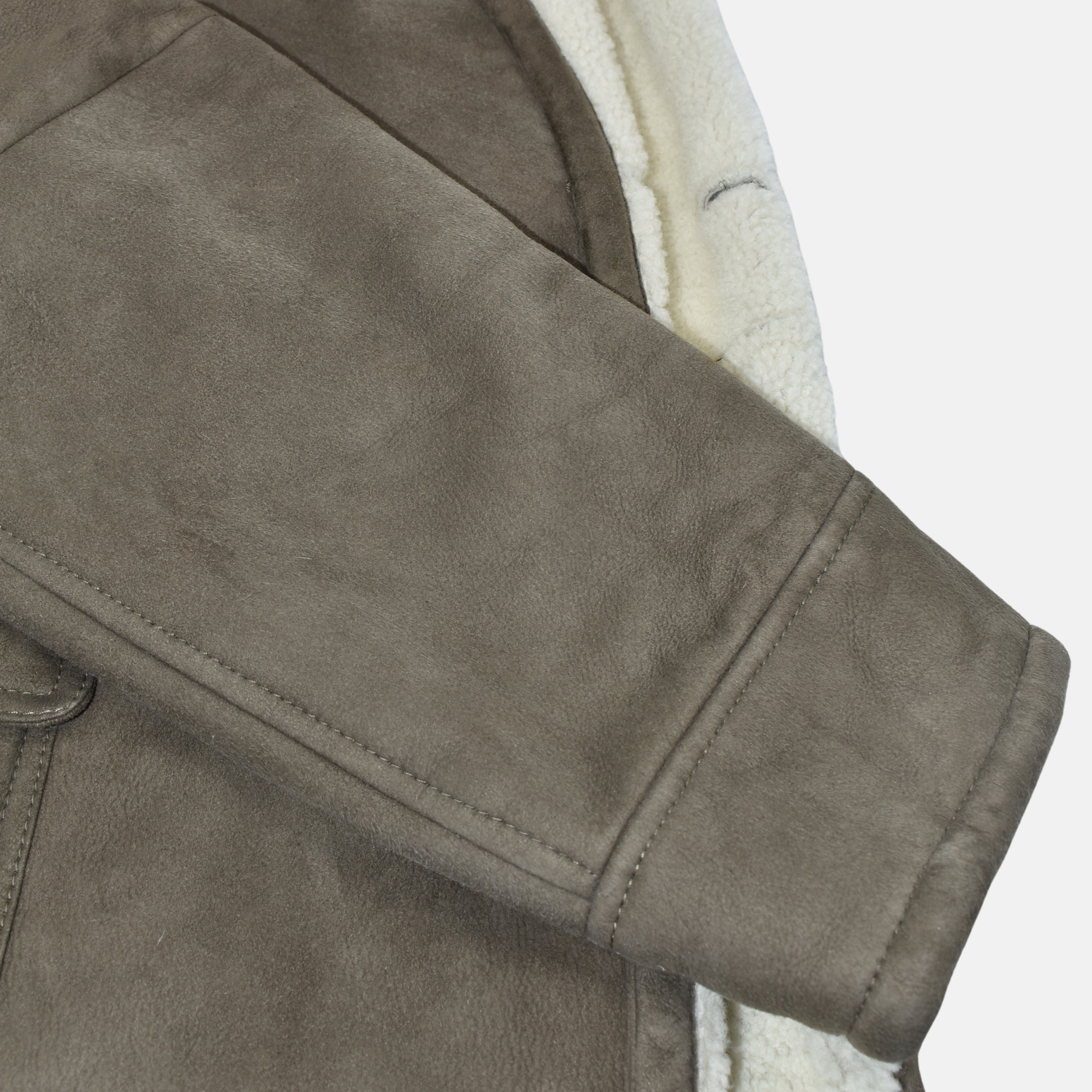 Hellbrauner zweireihiger Shearling-Mantel (L)