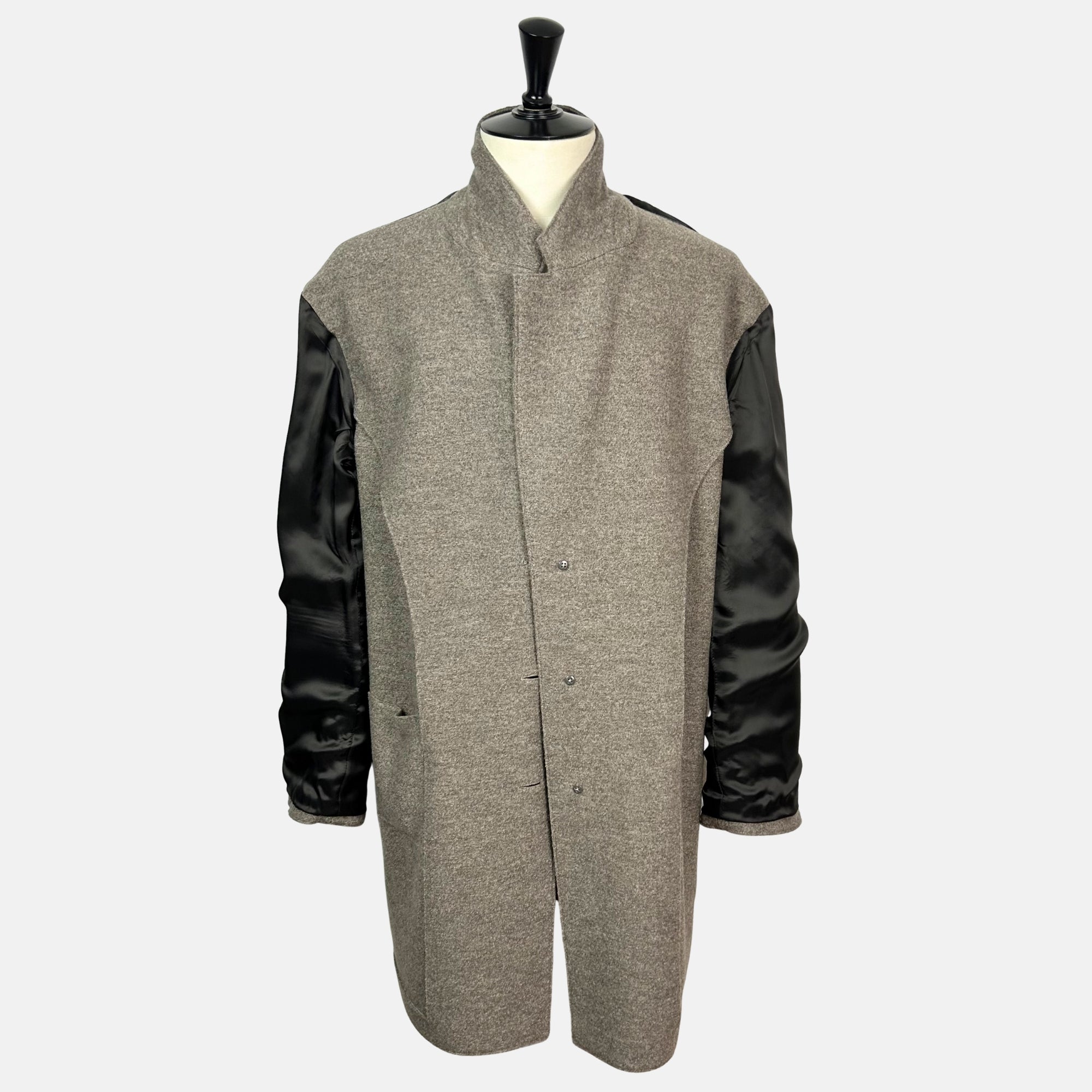 Greige Overcoat made of Wool (EU 54)