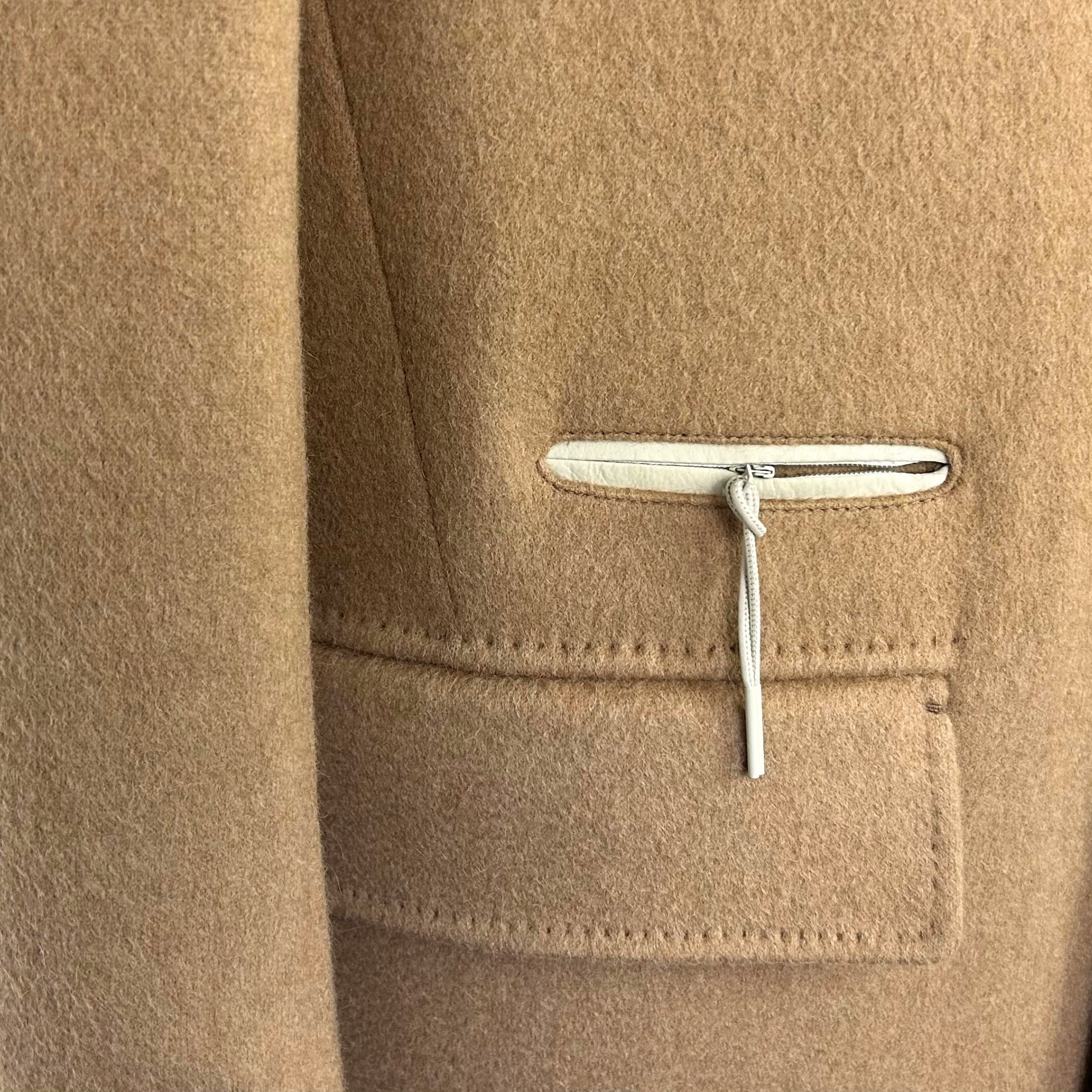 Camel  Coat made of Camel Hair (EU 50)