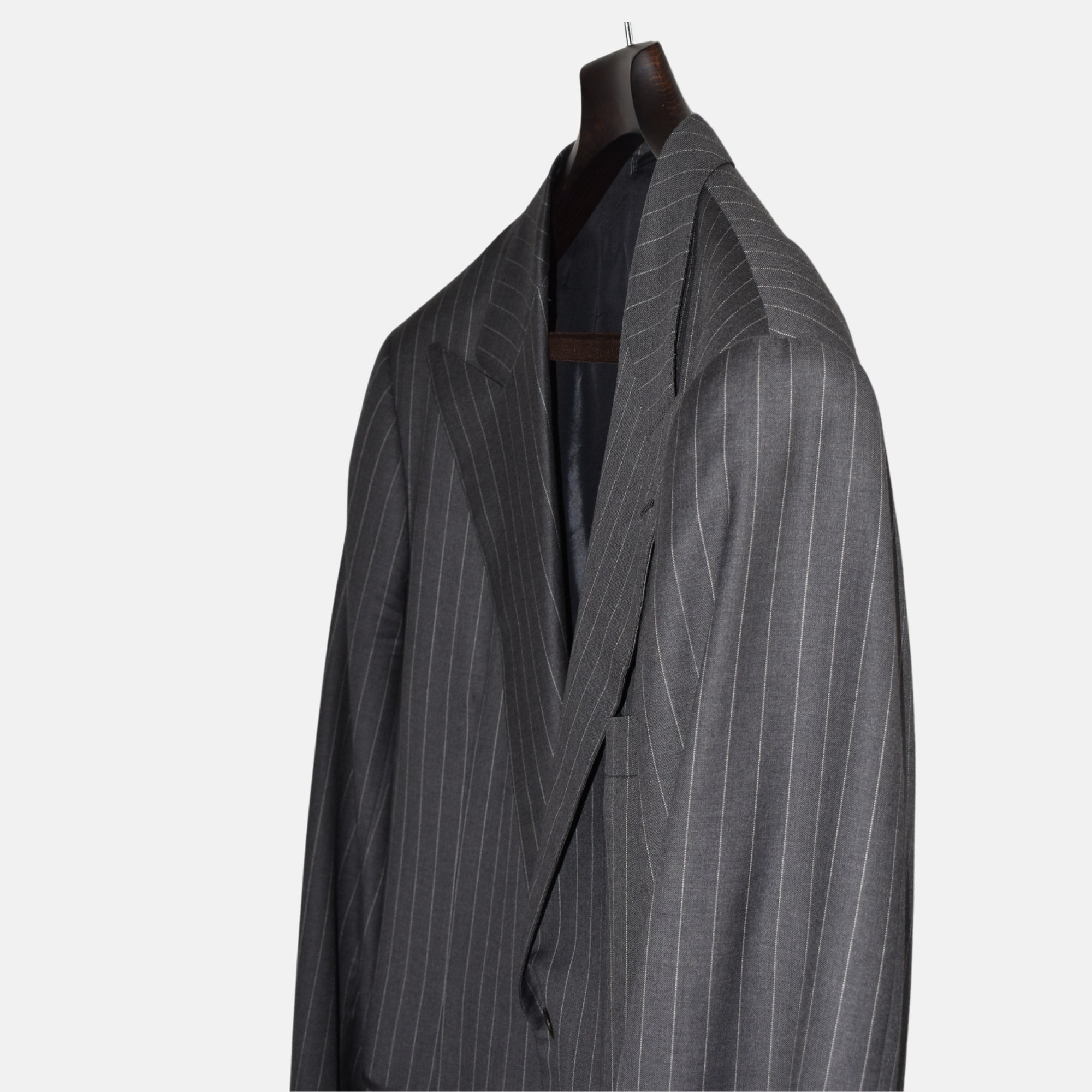 Antracite Striped  Suit made of Wool (EU 52L)