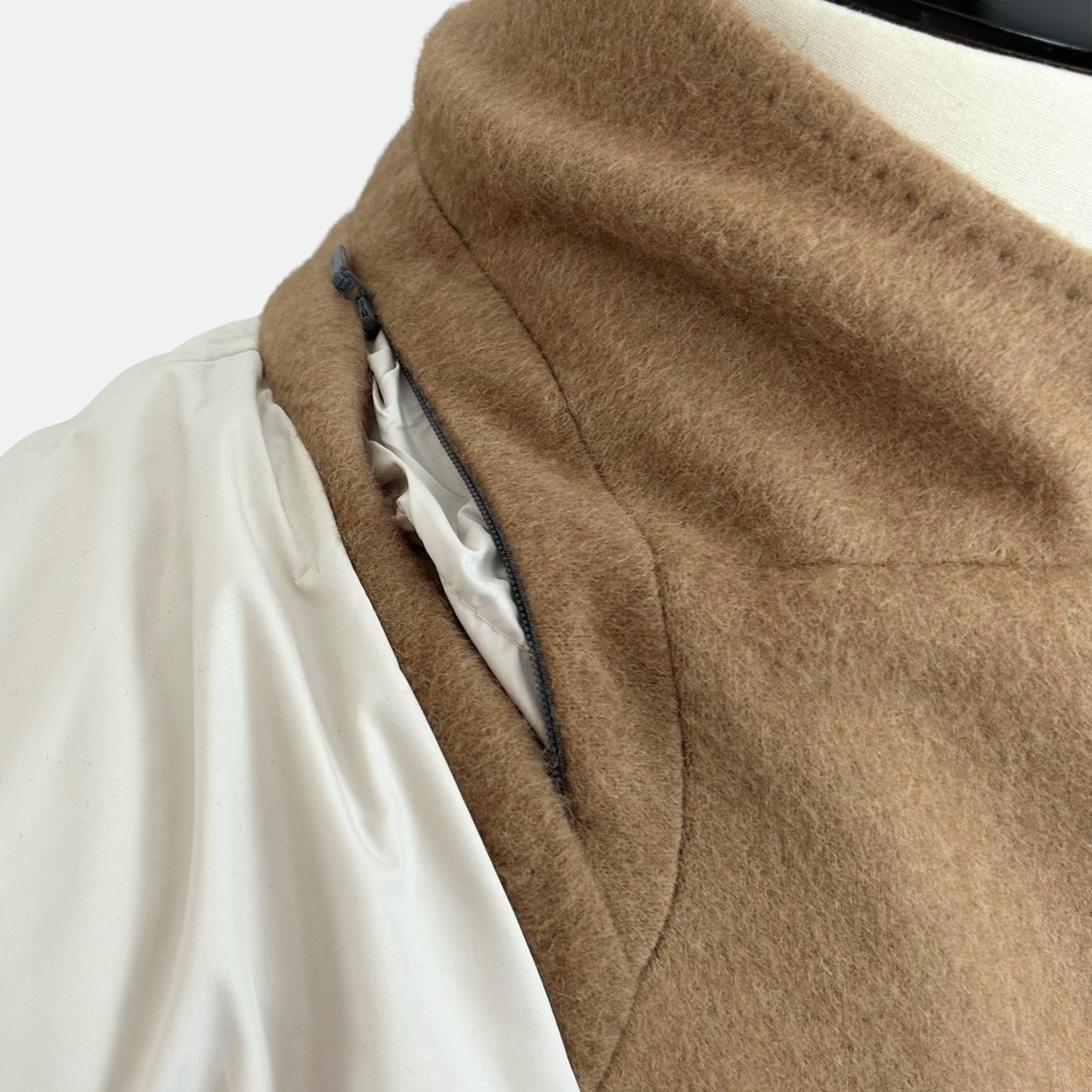 Camel  Coat made of Camel Hair (EU 50)